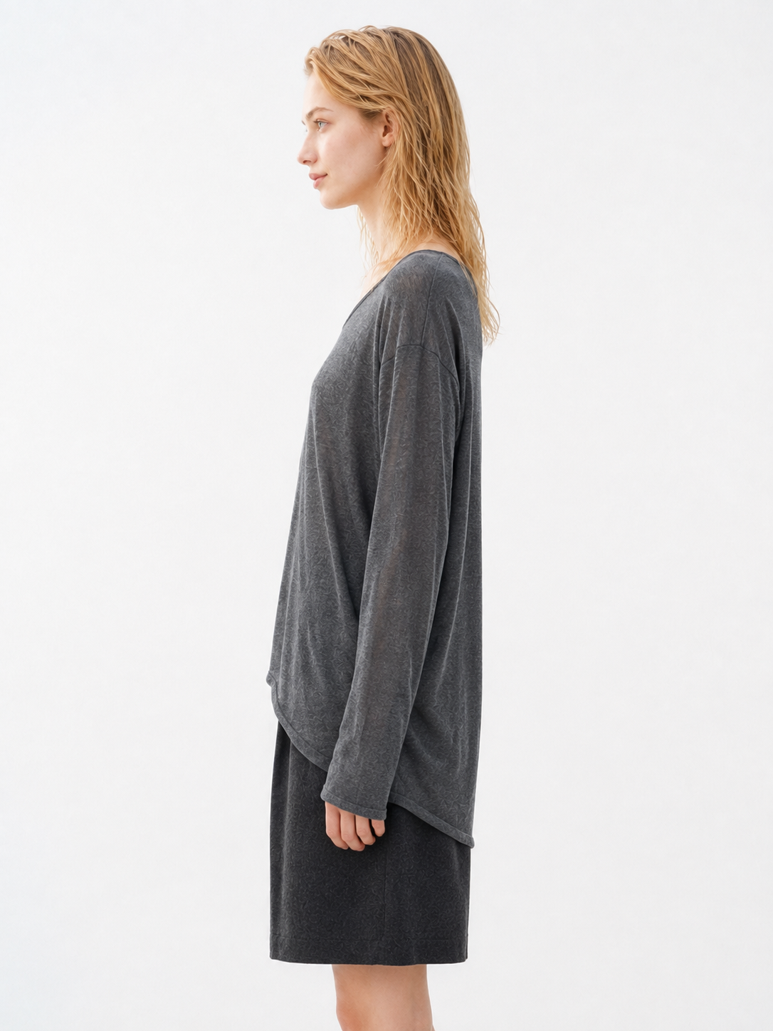 Women Two Piece Knit Sweater Set Oversized Long Sleeve Asymmetric Hem Pullover Top and Loose Shorts Casual Outfit