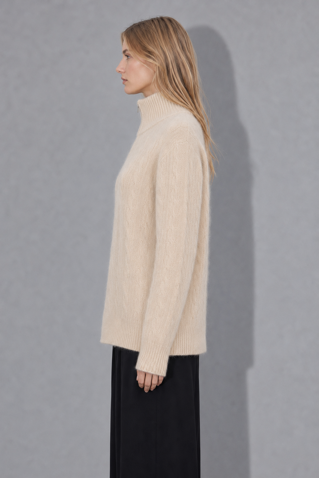 Customized high-end 1/4 zipper design, anti-wrinkle, breathable and warm cable knitted women's cardigan, 100% cashmere sweater