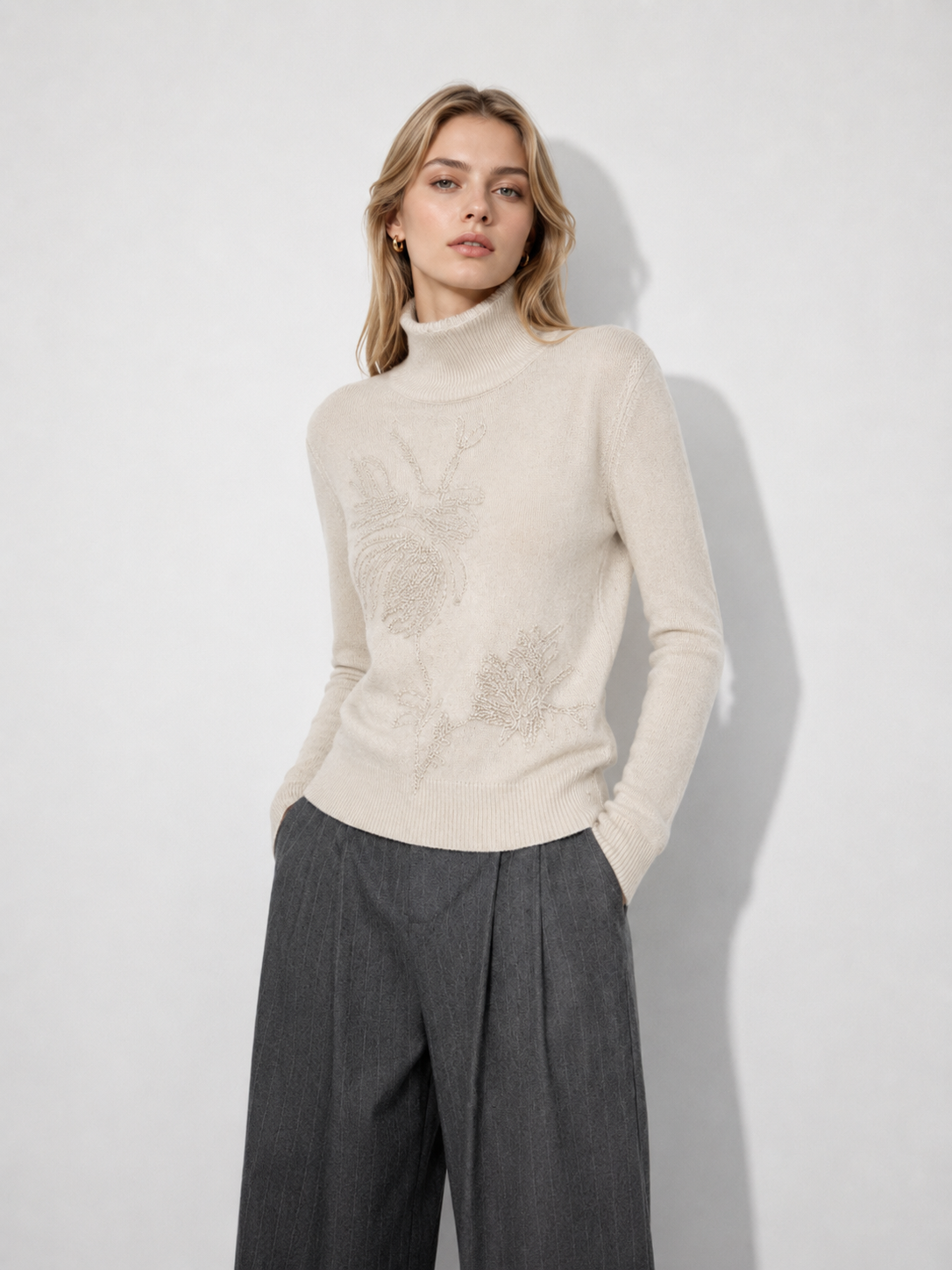 Women's high-neck embroidered luxurious wool and cashmere blend cardigan for large size, with matching floral jacquard pattern