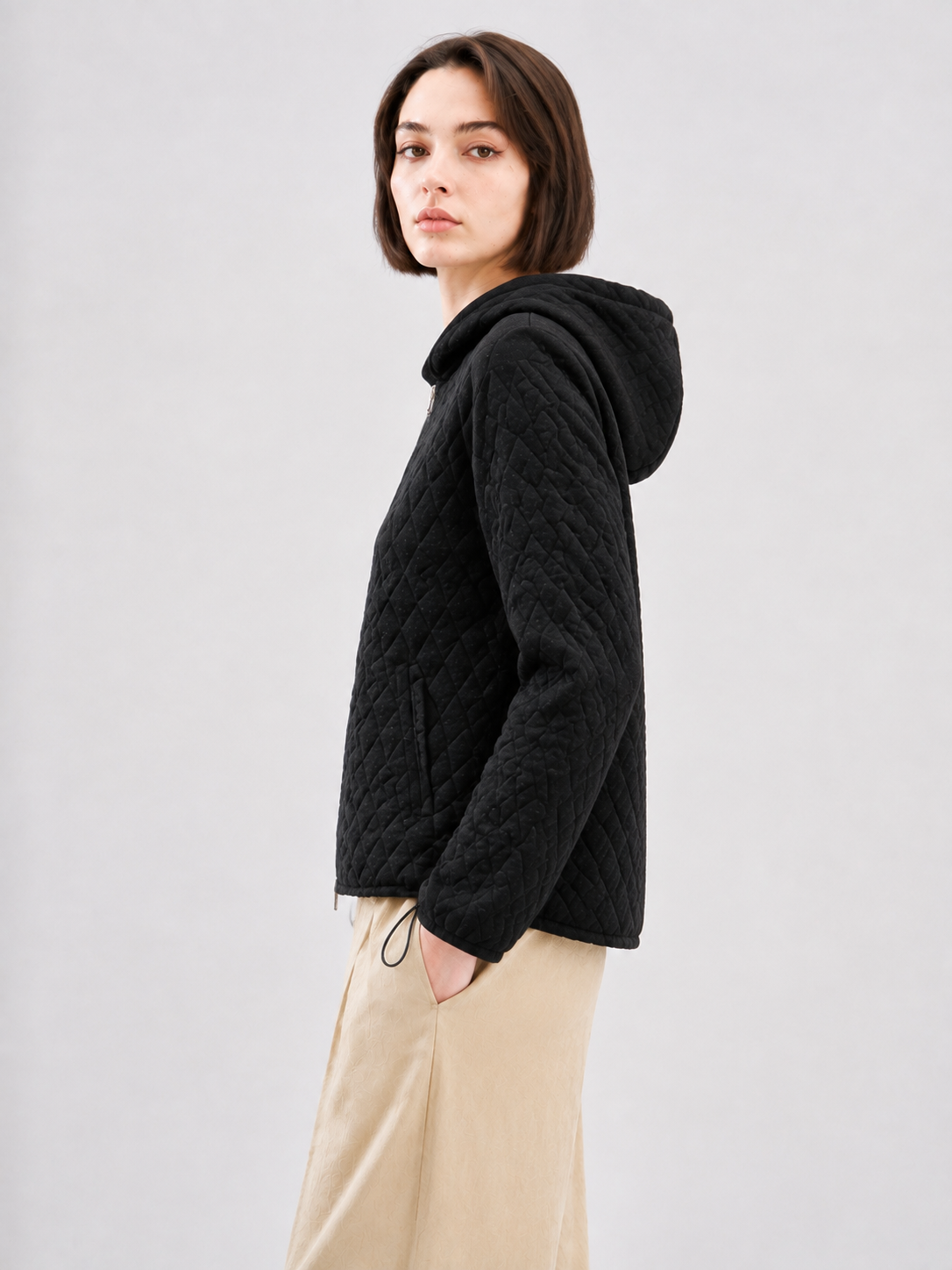 Women Quilted Hooded Jacket Zip Up Long Sleeve Lightweight Padded Hoodie Black Drawstring Short Coat for Autumn Winter
