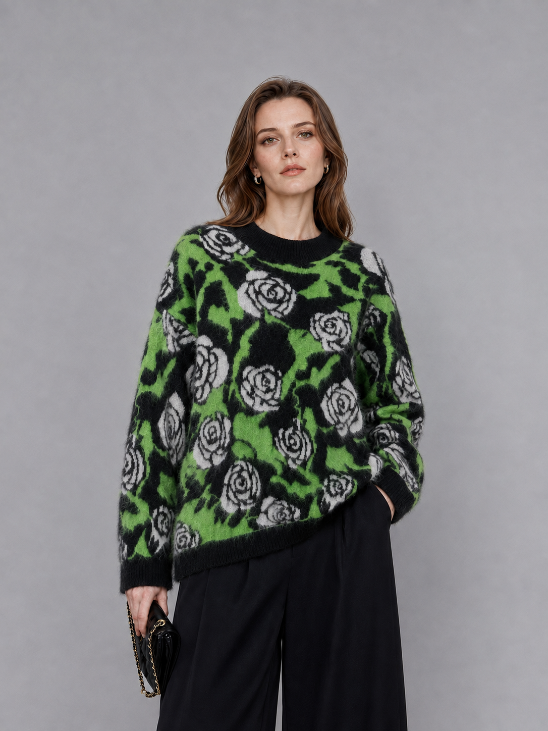 Wholesale custom-made wool and cashmere blended women's knitted pullover.High-quality new style long-sleeved round-neck loose-fitting