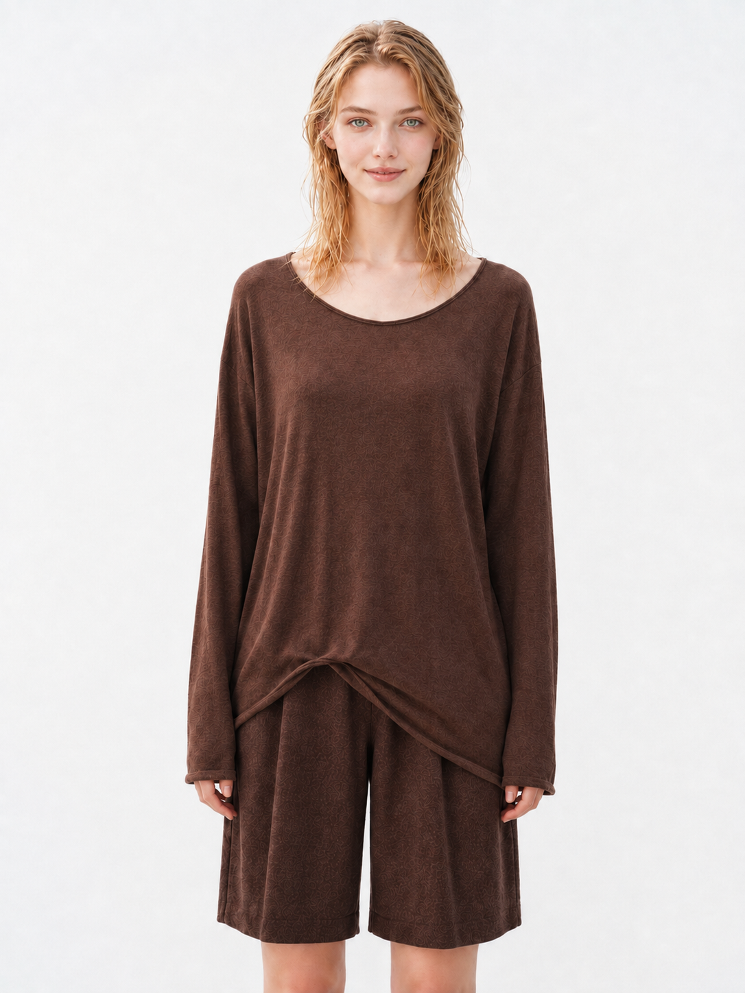 Women Two Piece Knit Sweater Set Oversized Long Sleeve Asymmetric Hem Pullover Top and Loose Shorts Casual Outfit