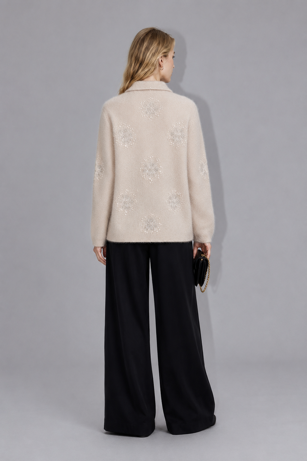 Wholesale new high-end cardigan made of 100% cashmere, long-sleeved sweater with embroidery, coat-like outerwear
