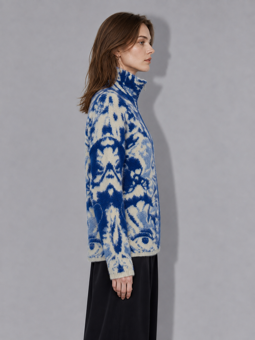 Women’s Artistic Blue & Ivory Jacquard Zip-Up Sweater Soft Brushed High-Neck Cardigan