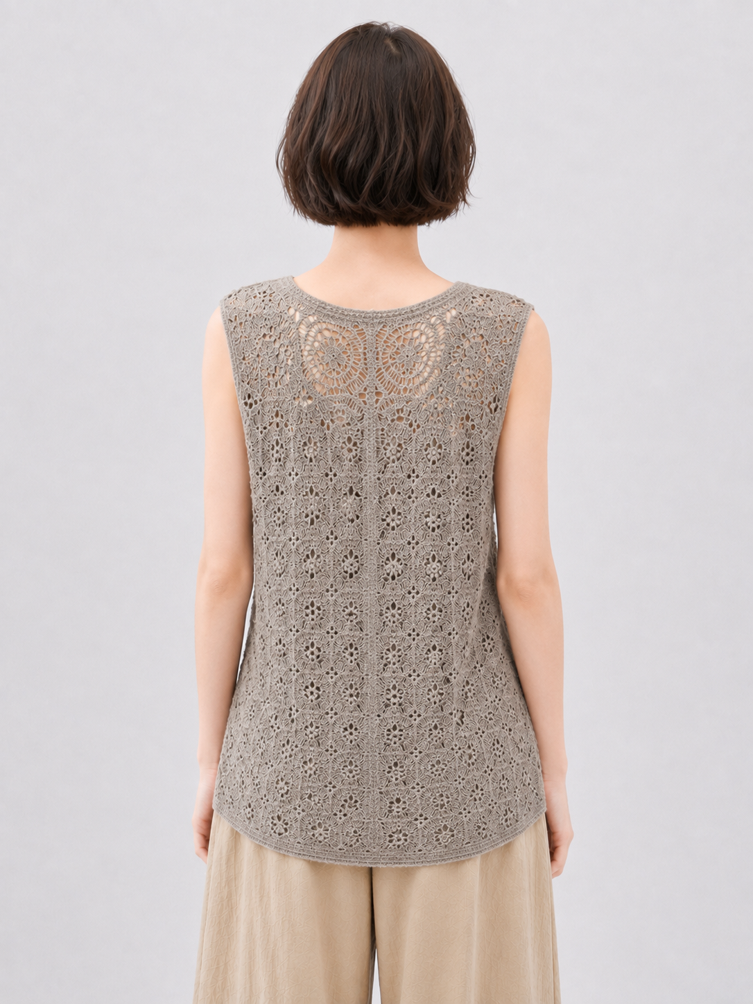 Women 3D Popcorn Bobble Knit Vest Sleeveless Round Neck Pullover Tank Top Textured Sweater Taupe Loose Layering Knitwear