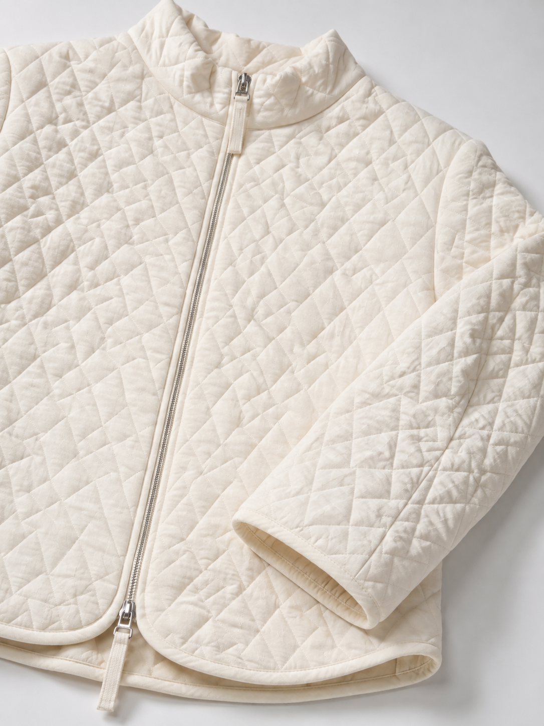 Women Quilted Jacket Stand Collar Zip Up Long Sleeve Lightweight Padded Coat Cream Short Outerwear for Autumn Winter
