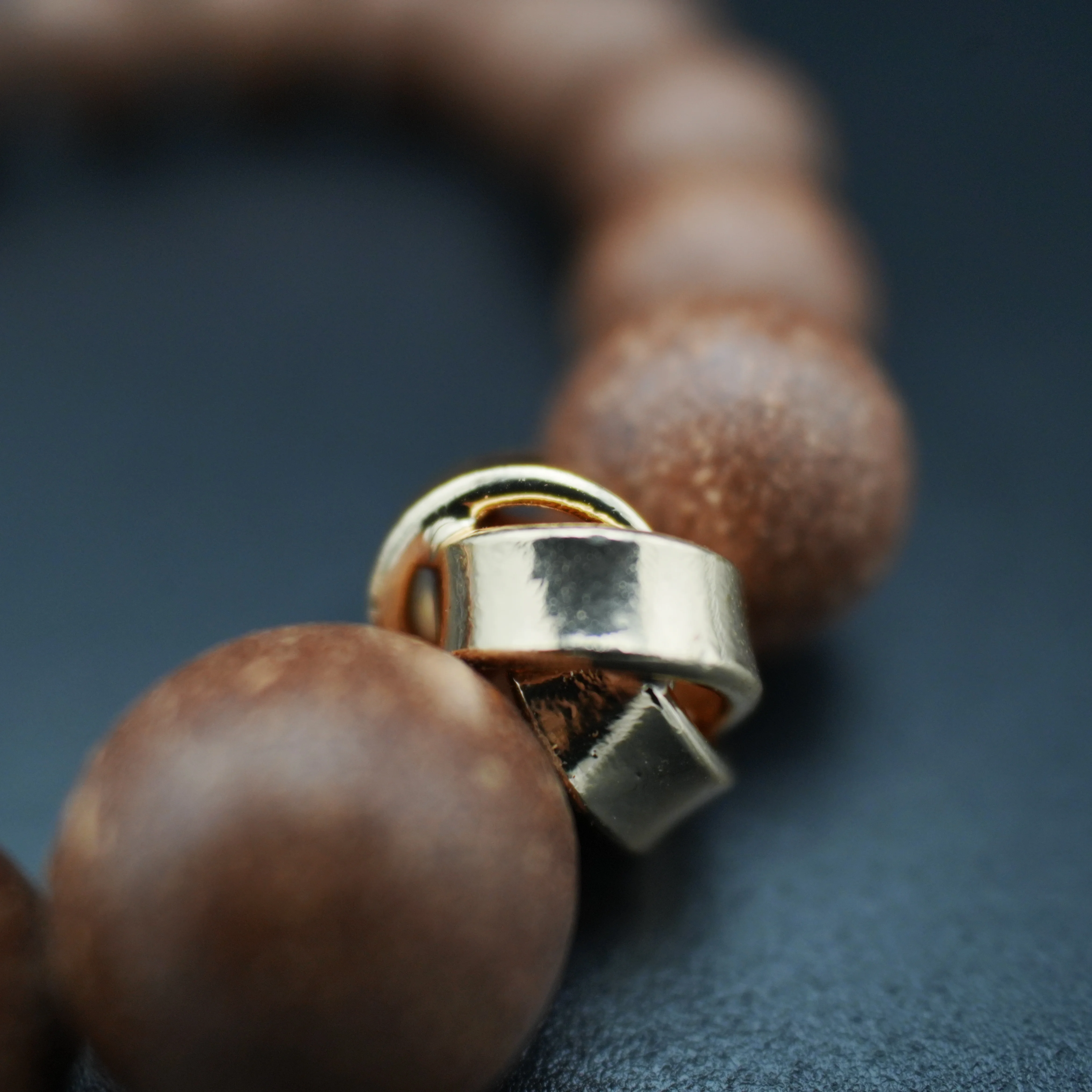 High Quality Natural Agarwood 10Mm Handmade Crystal Jewelry