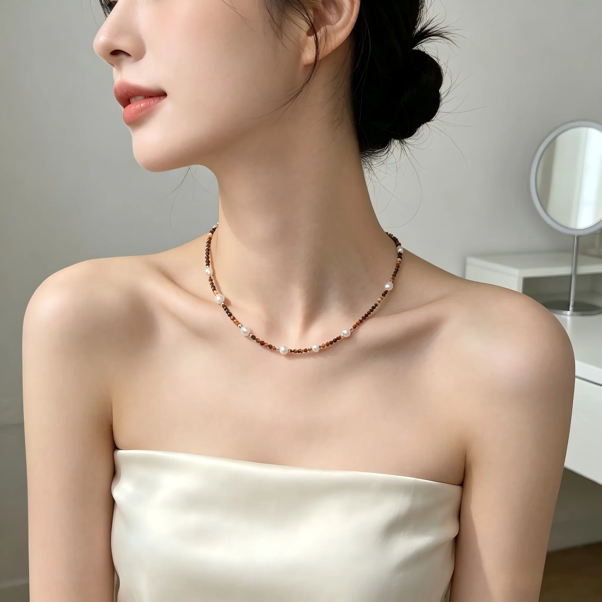 Women Natural Stone Pearl Beaded Necklace
