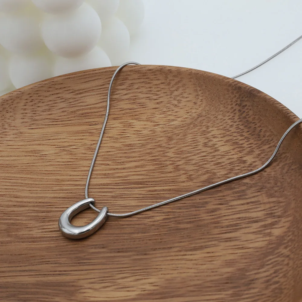 Hisera Trendy Fashion Design Stainless Steel Crystal Jewelry