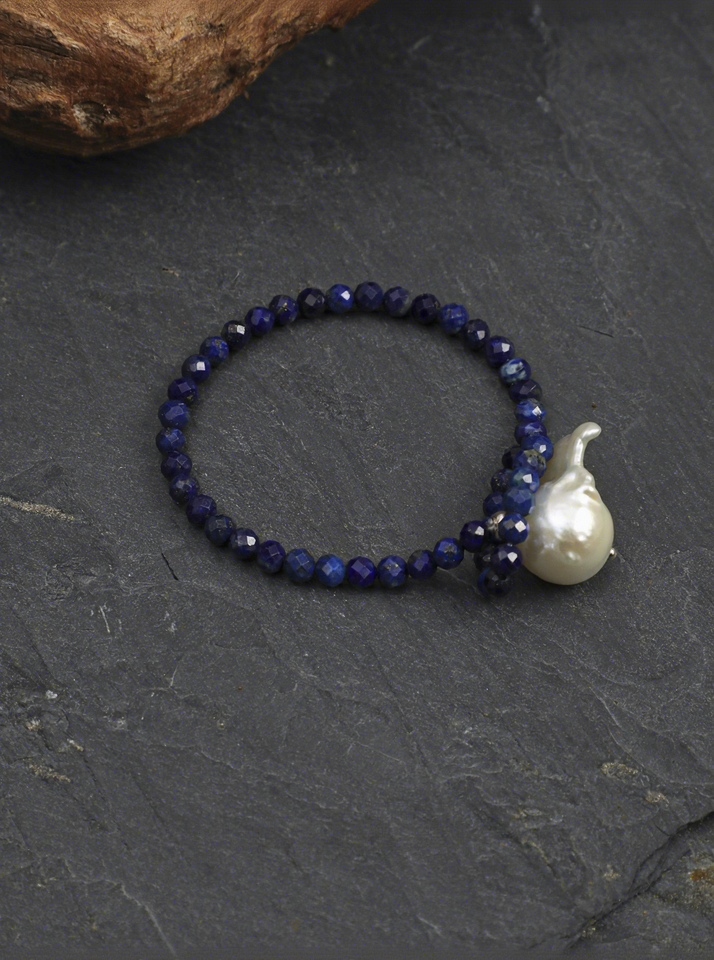 Hisera Lapis Lazuli Beaded Bracelet - Freshwater Pearl Tungs