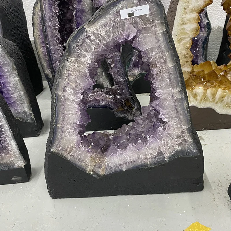 Wholesale Amethyst Cluster Office Decoration - Demagnetization Wealth Display