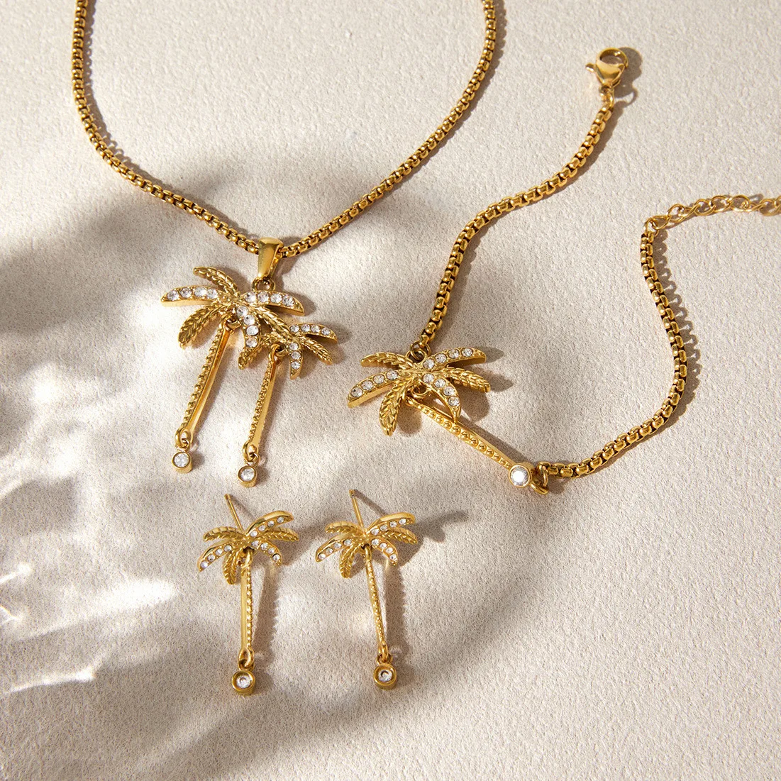 Hisera Coconut Tree Electroplated Stainless Steel Crystal Jewelry