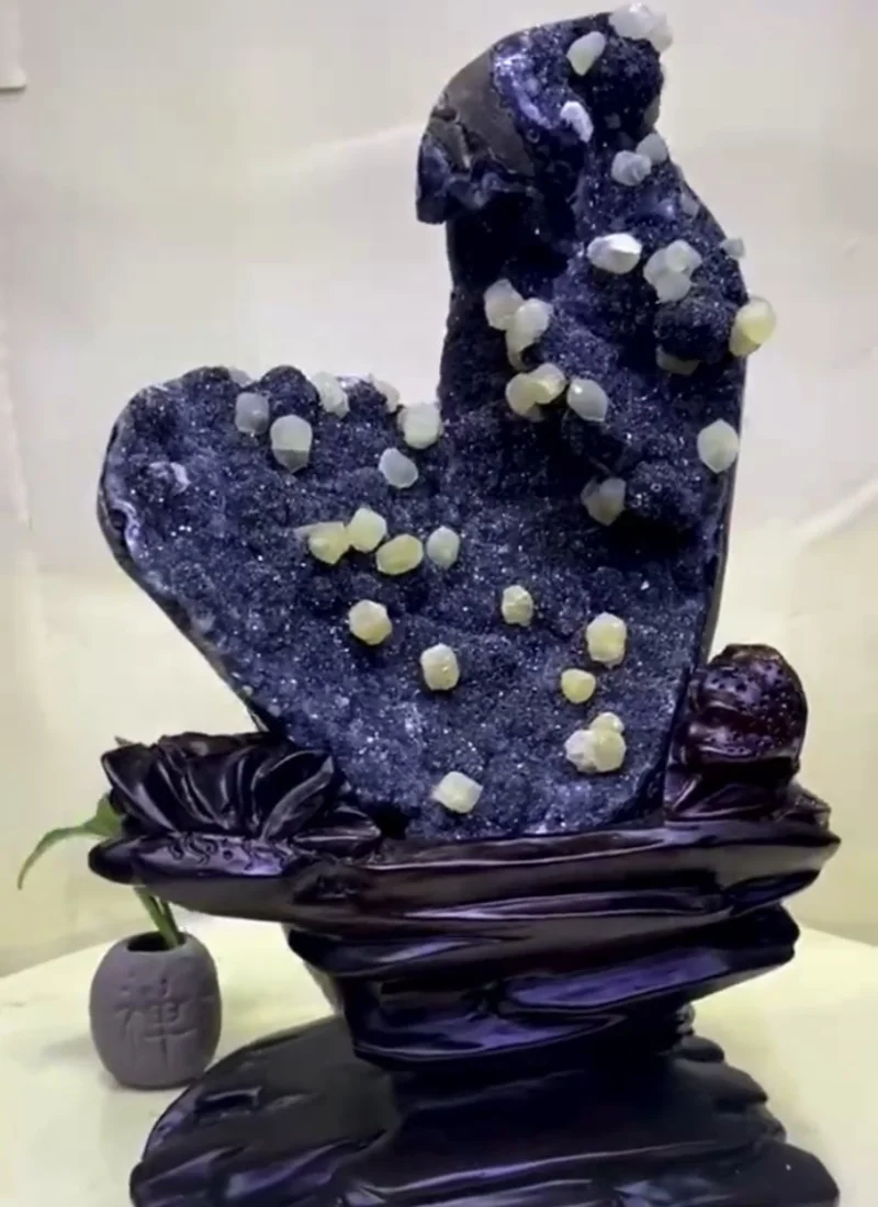 Top Quality Natural Amethyst Crystal Cave Cluster - Collector Masterpiece