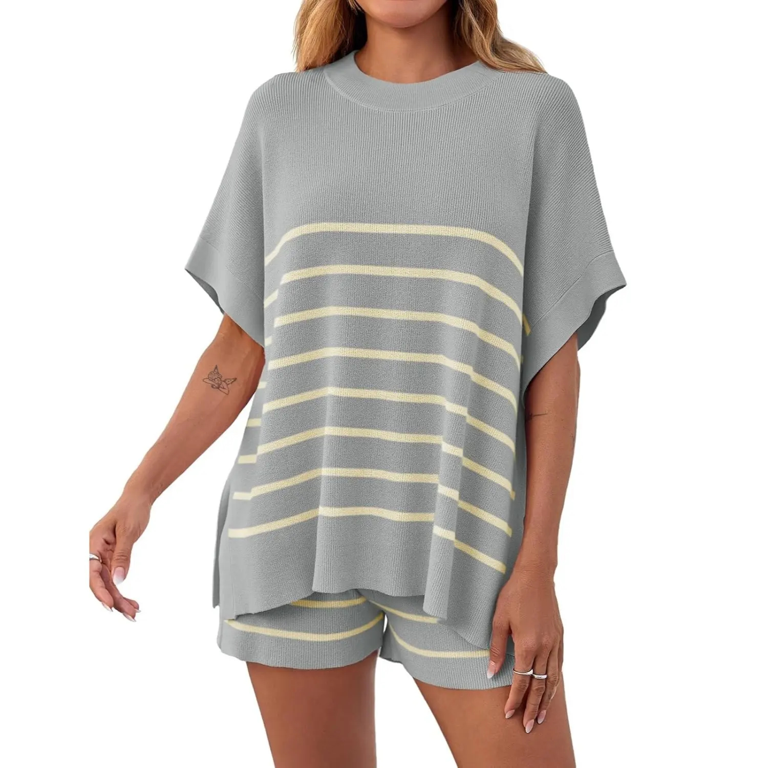 Women's Striped 2 Piece Outfits Oversized Batwing Short Sleeve Tops High Waisted Shorts