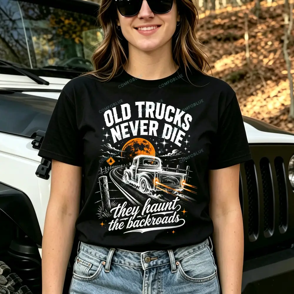 Comfoblue Haunt Backroads Halloween Unisex T-shirt