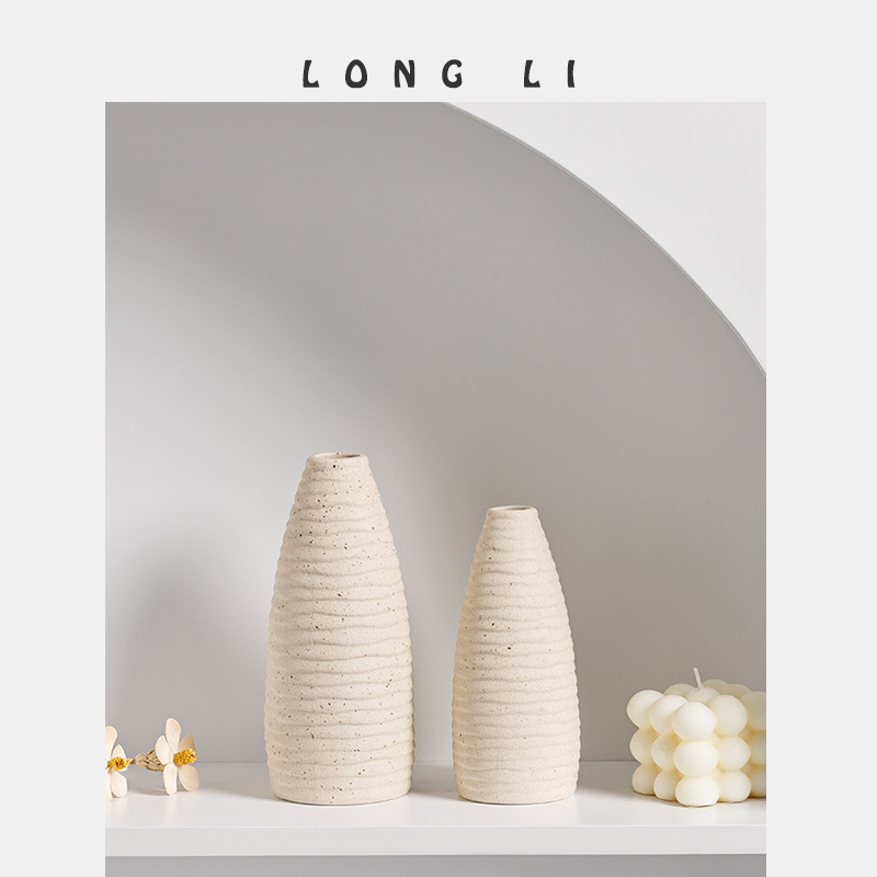 Longli Ceramic Vase – Creative Wabi-Sabi Style Ornament; Suitable for Desks, Living Rooms, and Home Decor; Ideal for Dried Flower Arrangements.
