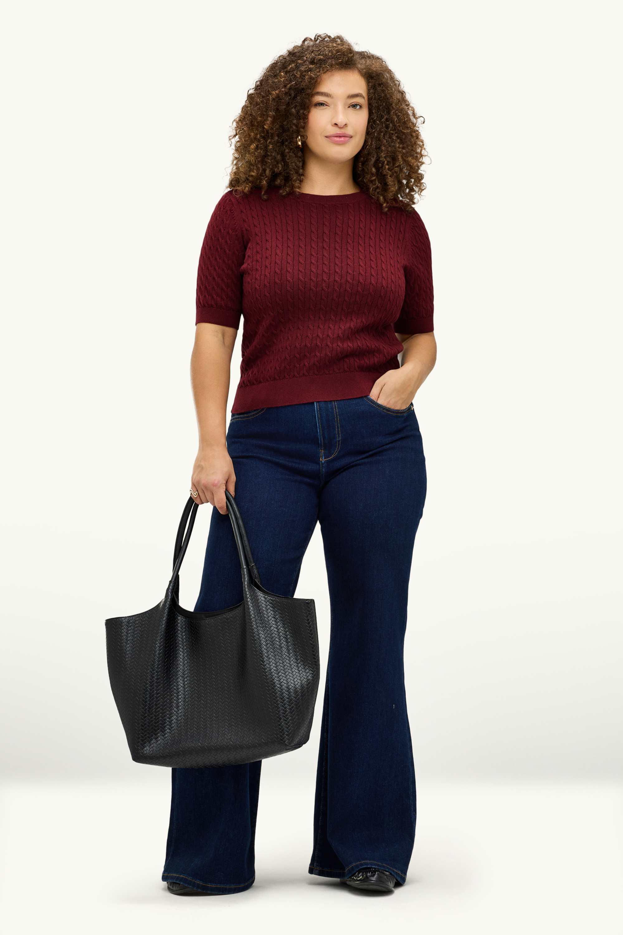 Knitted jumper - short sleeve - cable knit pattern bordeaux