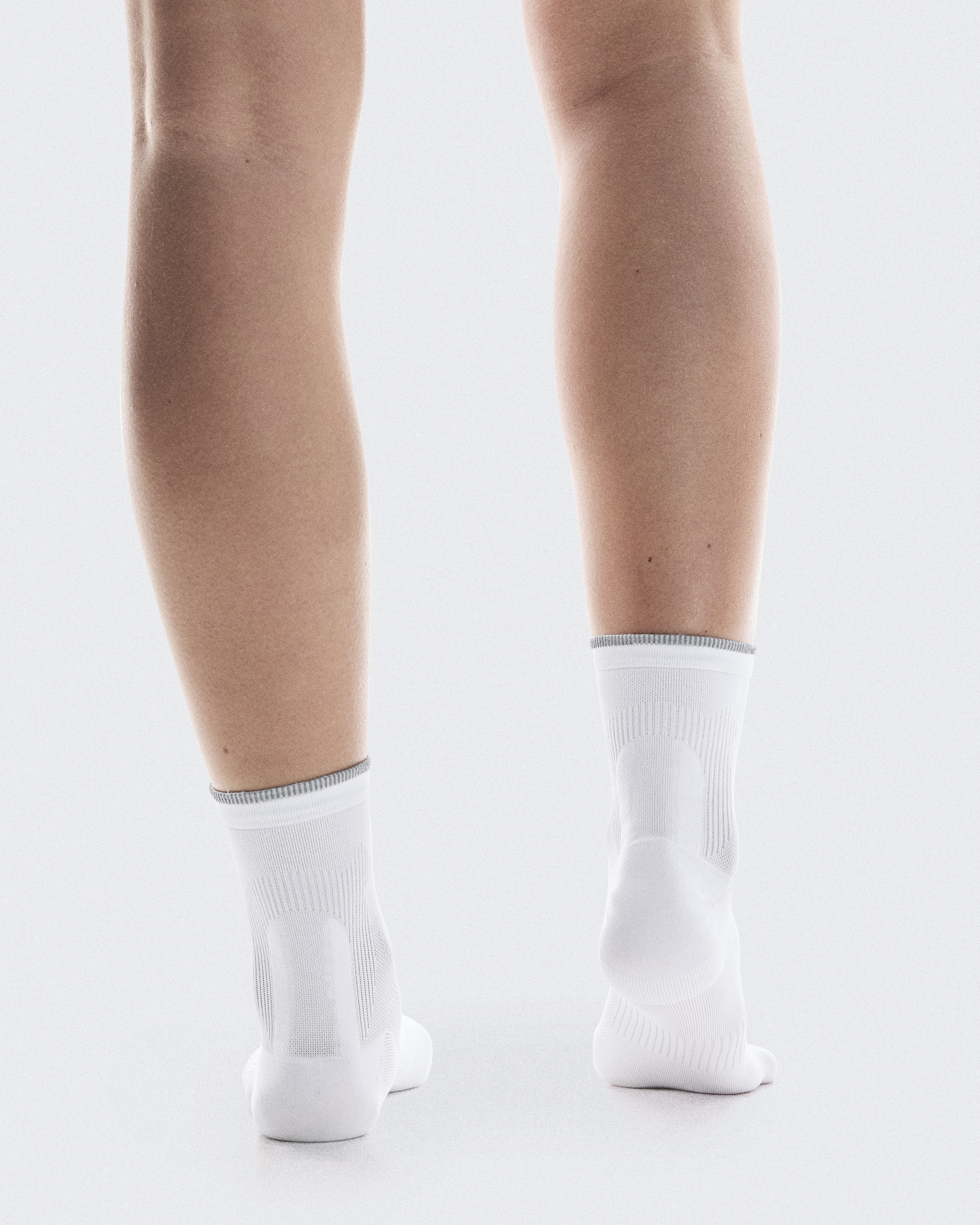 Elite Run Sock Mid - White | Ivory