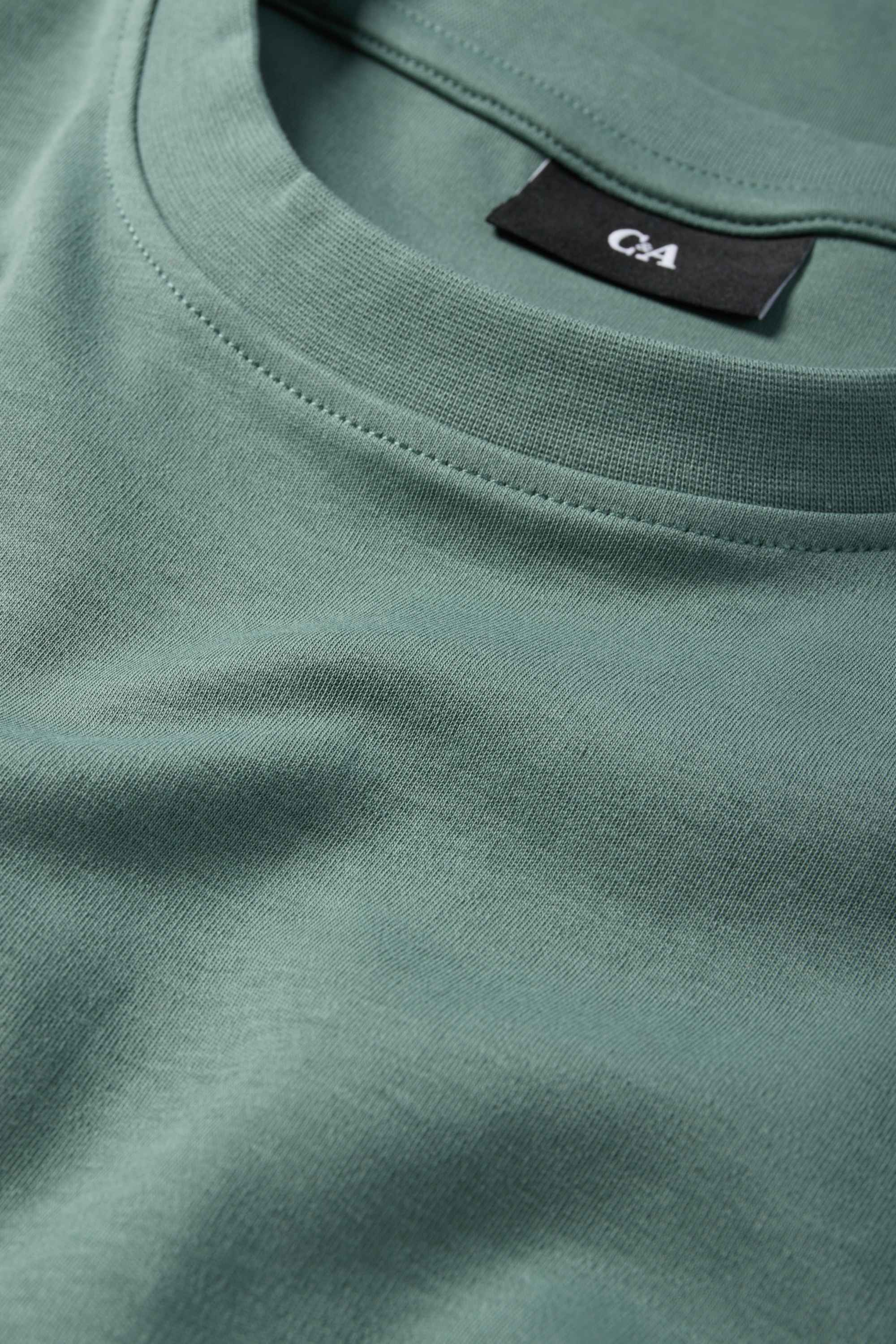 T-shirt - relaxed fit green (7)