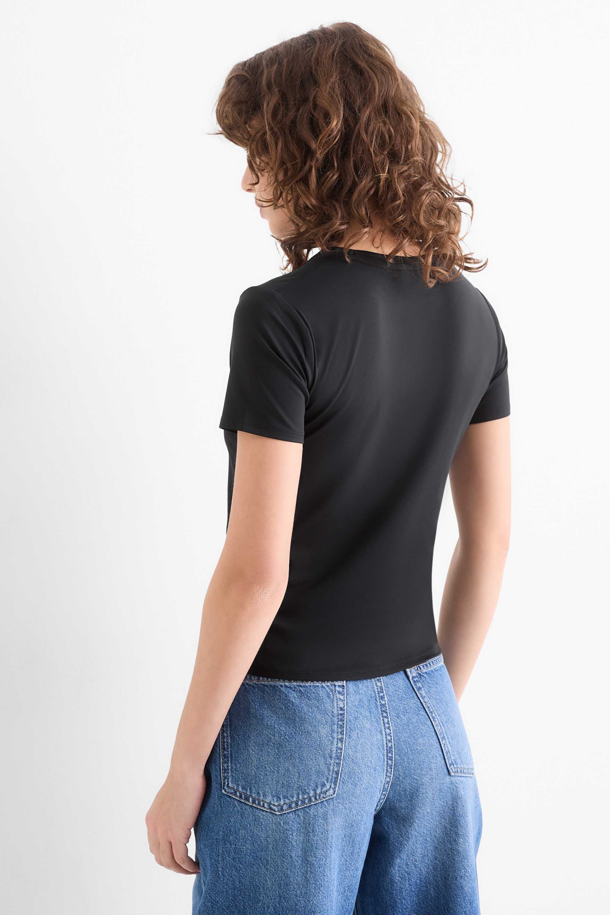 T-shirt - slim fit black