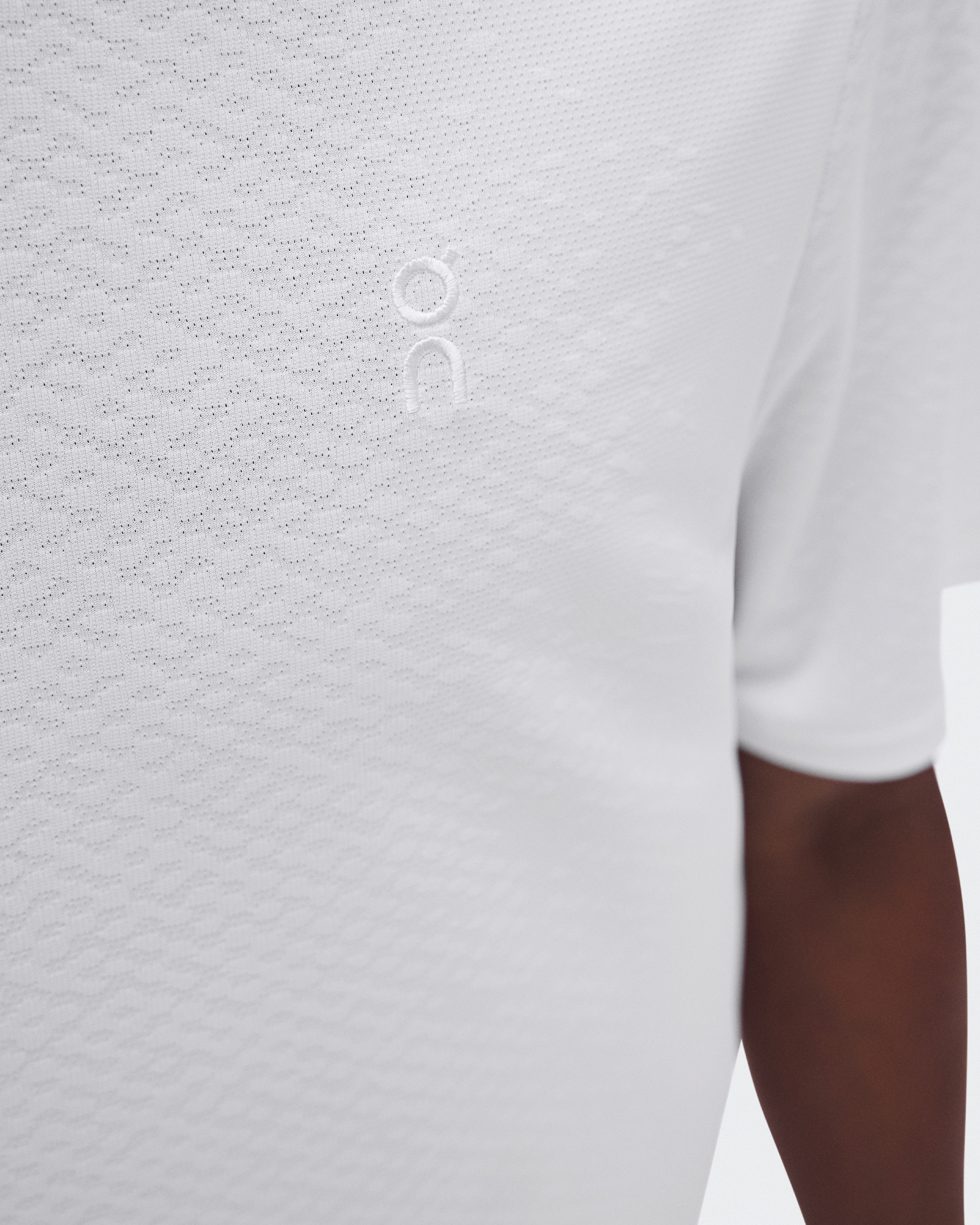 Court-T Edit LDN - White