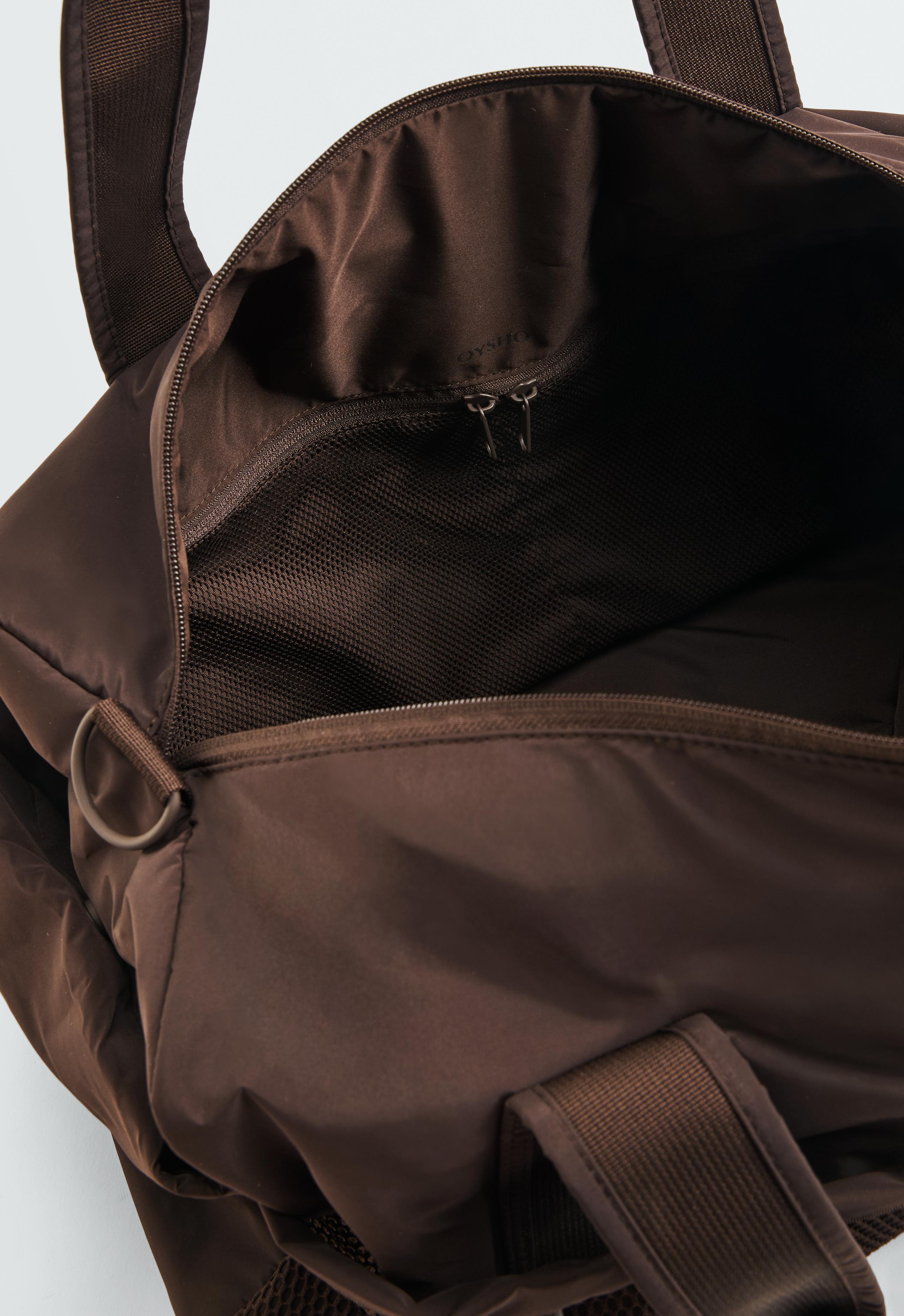 Double compartment sports bag - BROWN