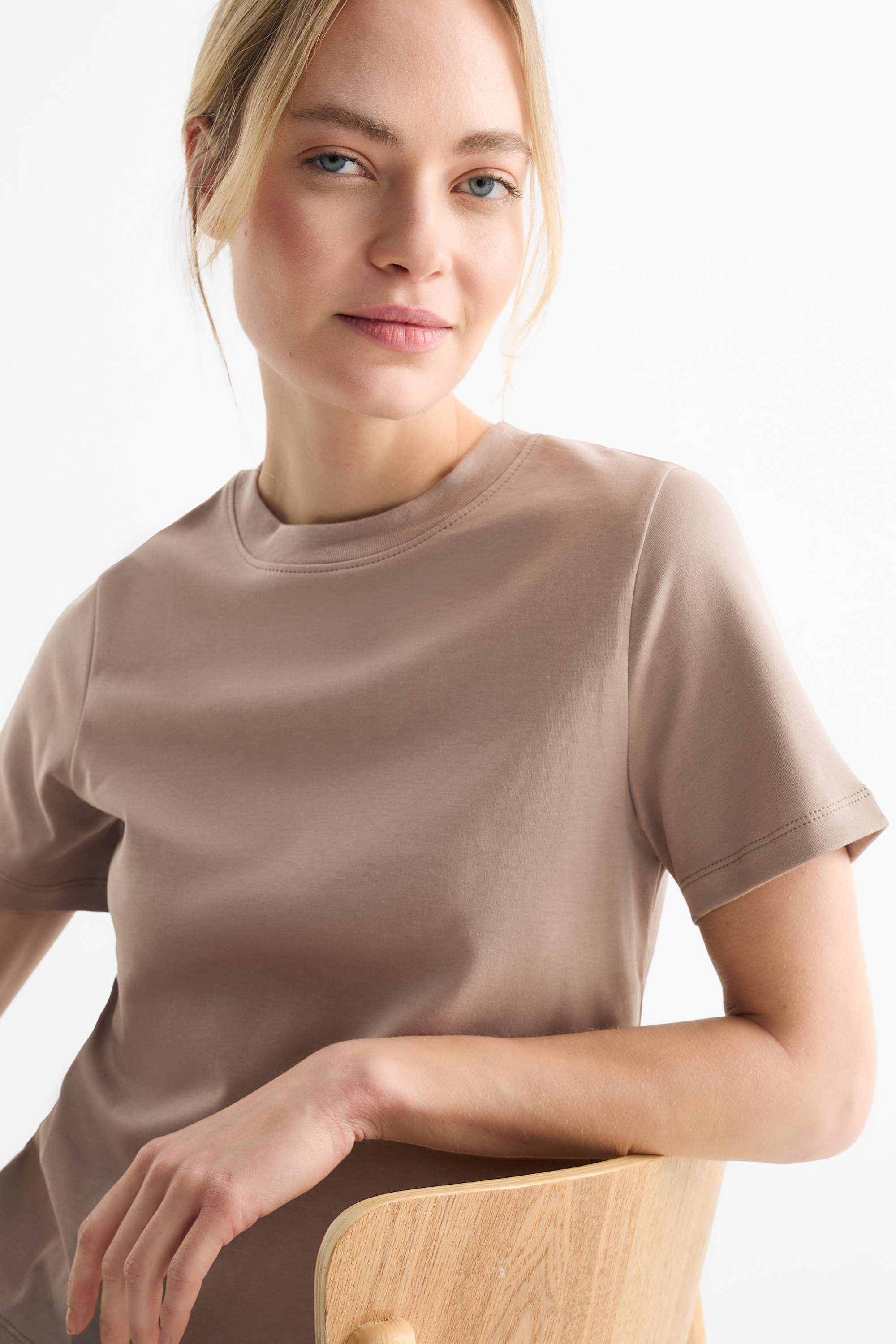 T-shirt - slim fit light brown