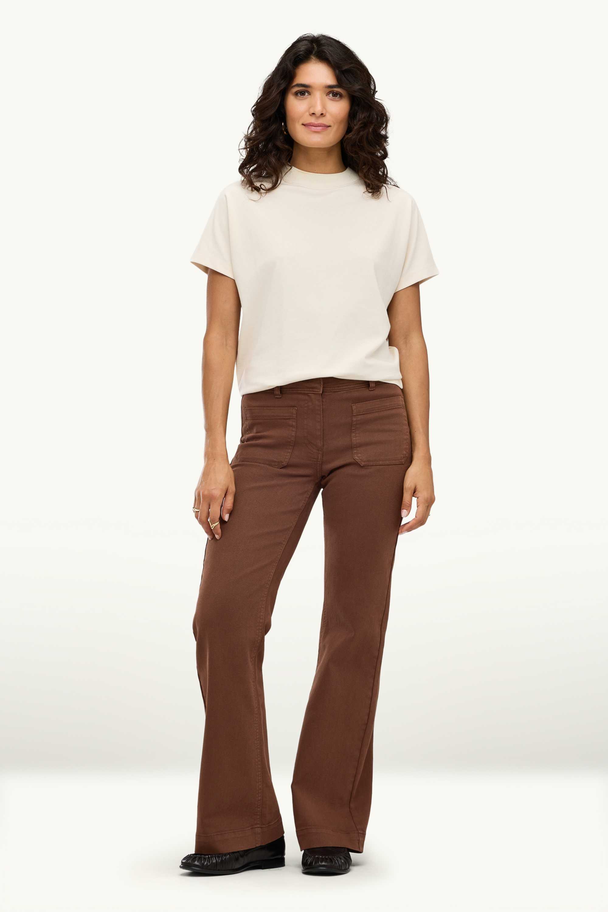 Flared jeans - mid-rise waist brown