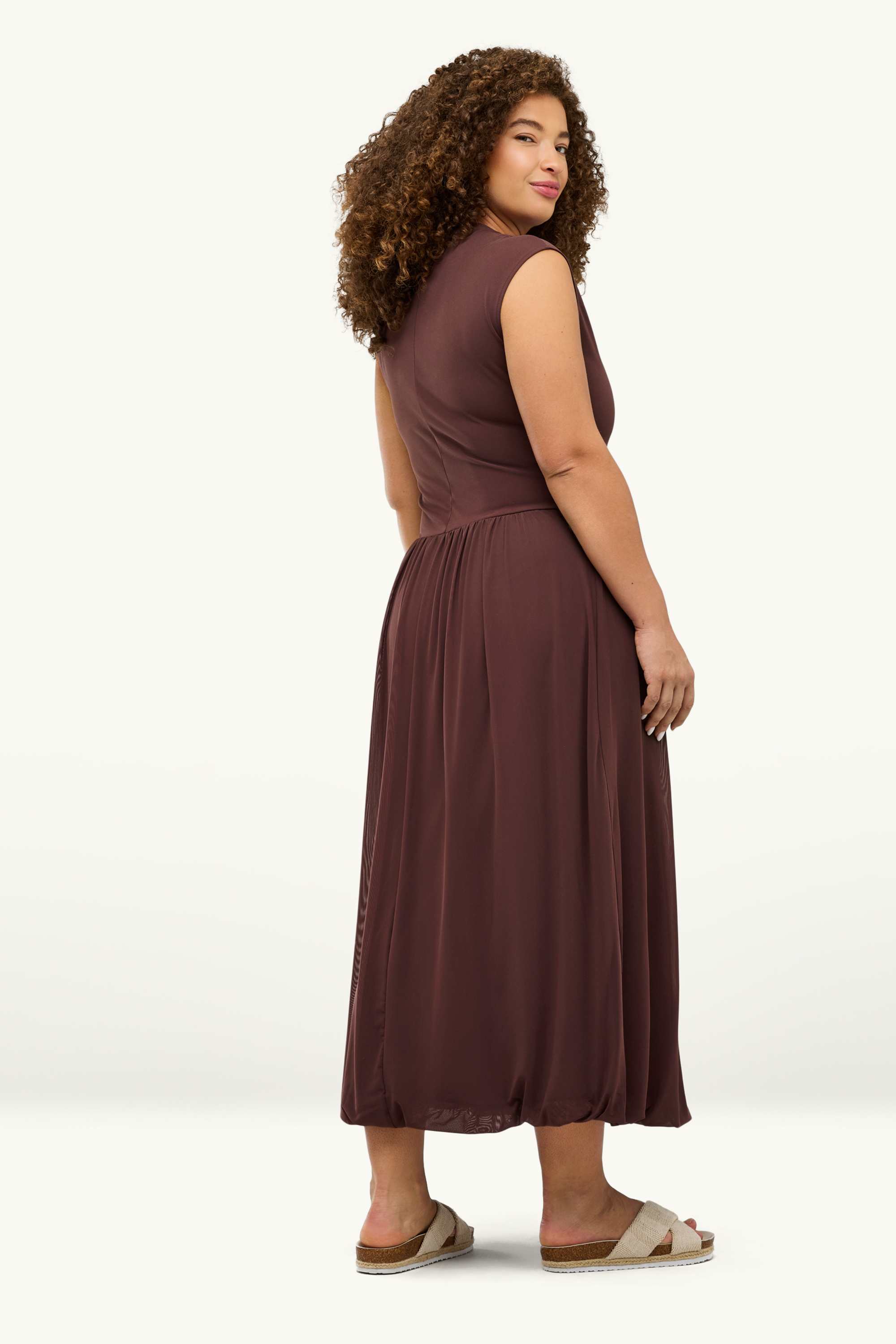 Dress - straight fit brown