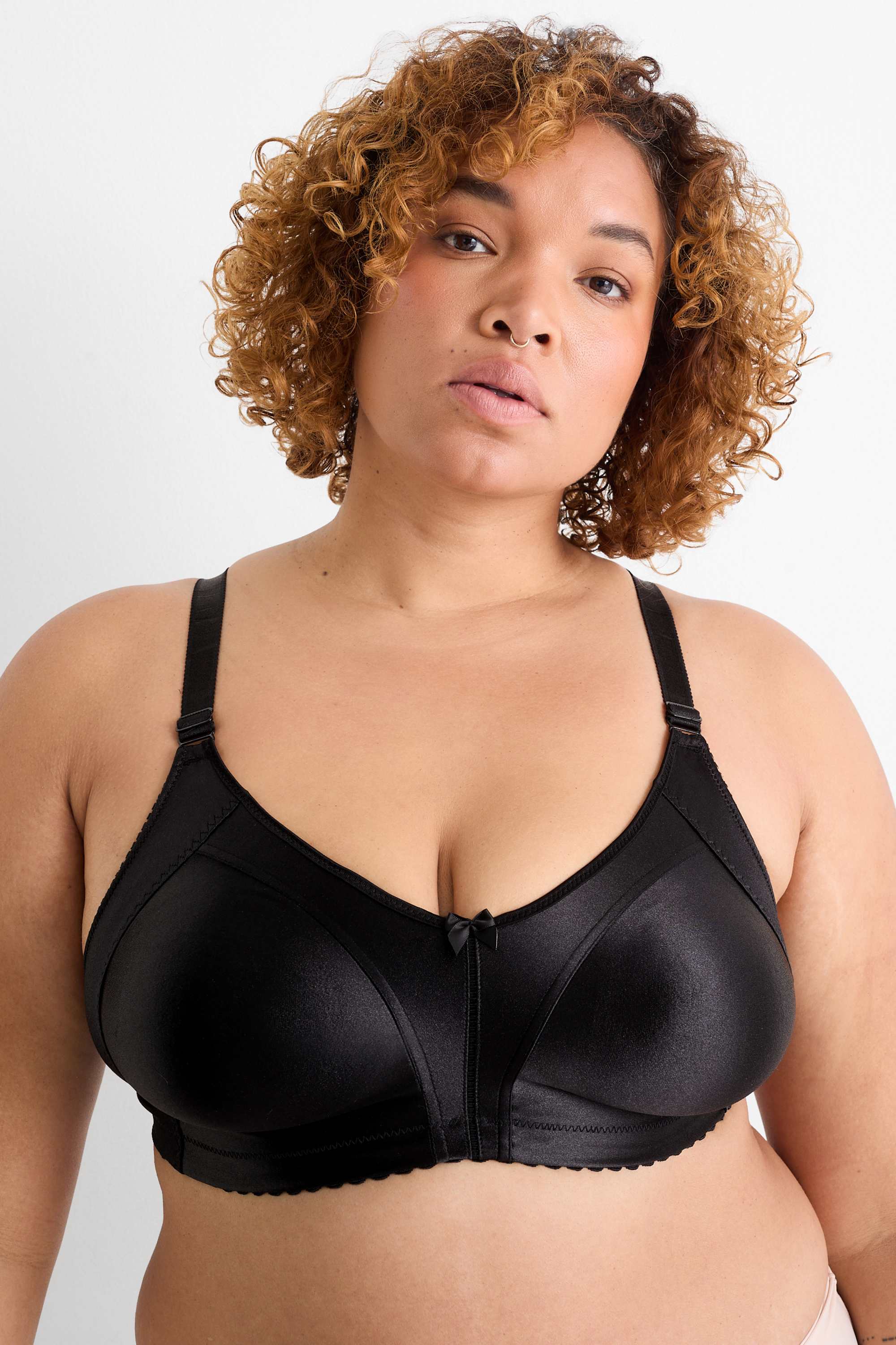 Non-wired minimiser bra - shiny black