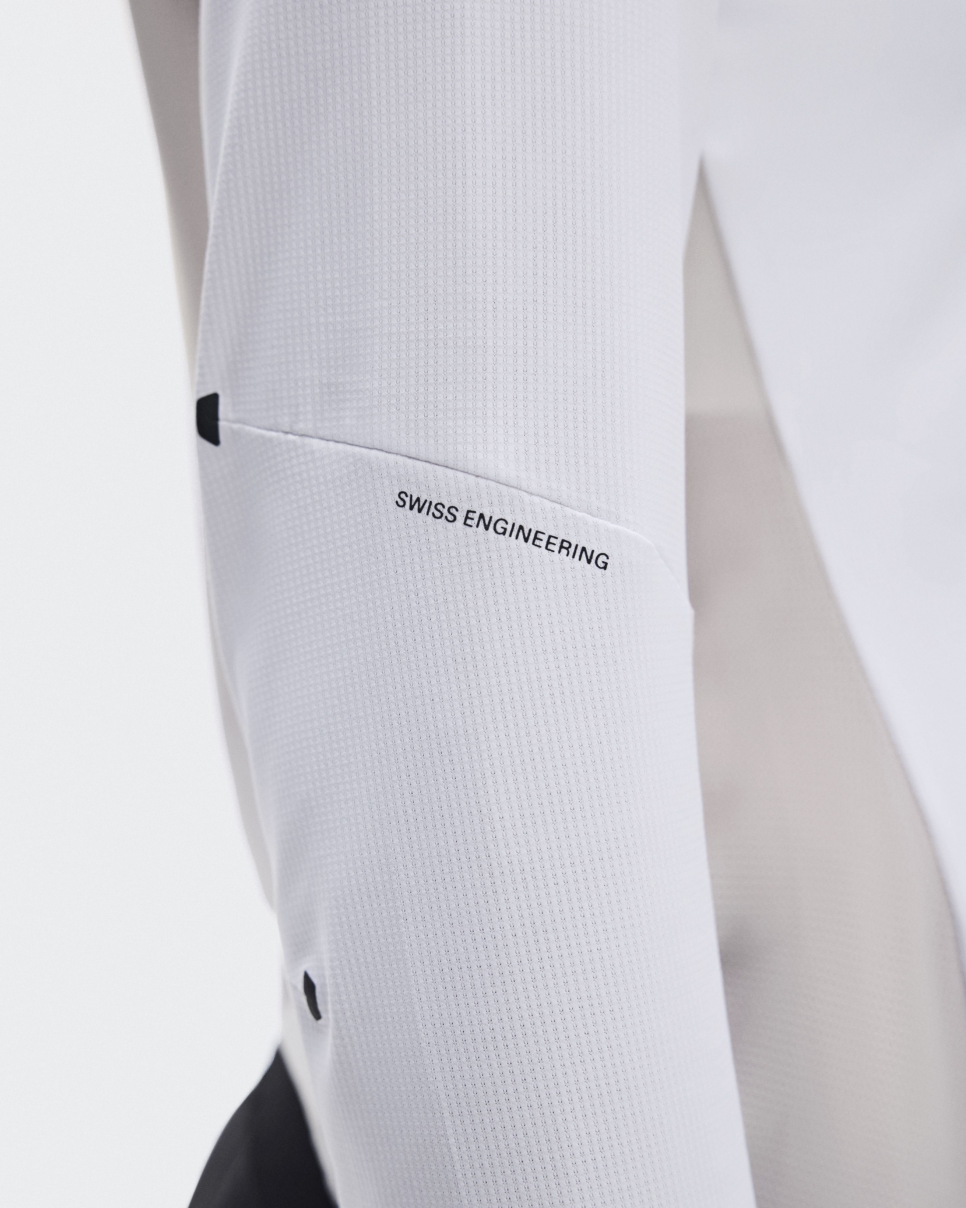 Performance Long-T - White | Silver