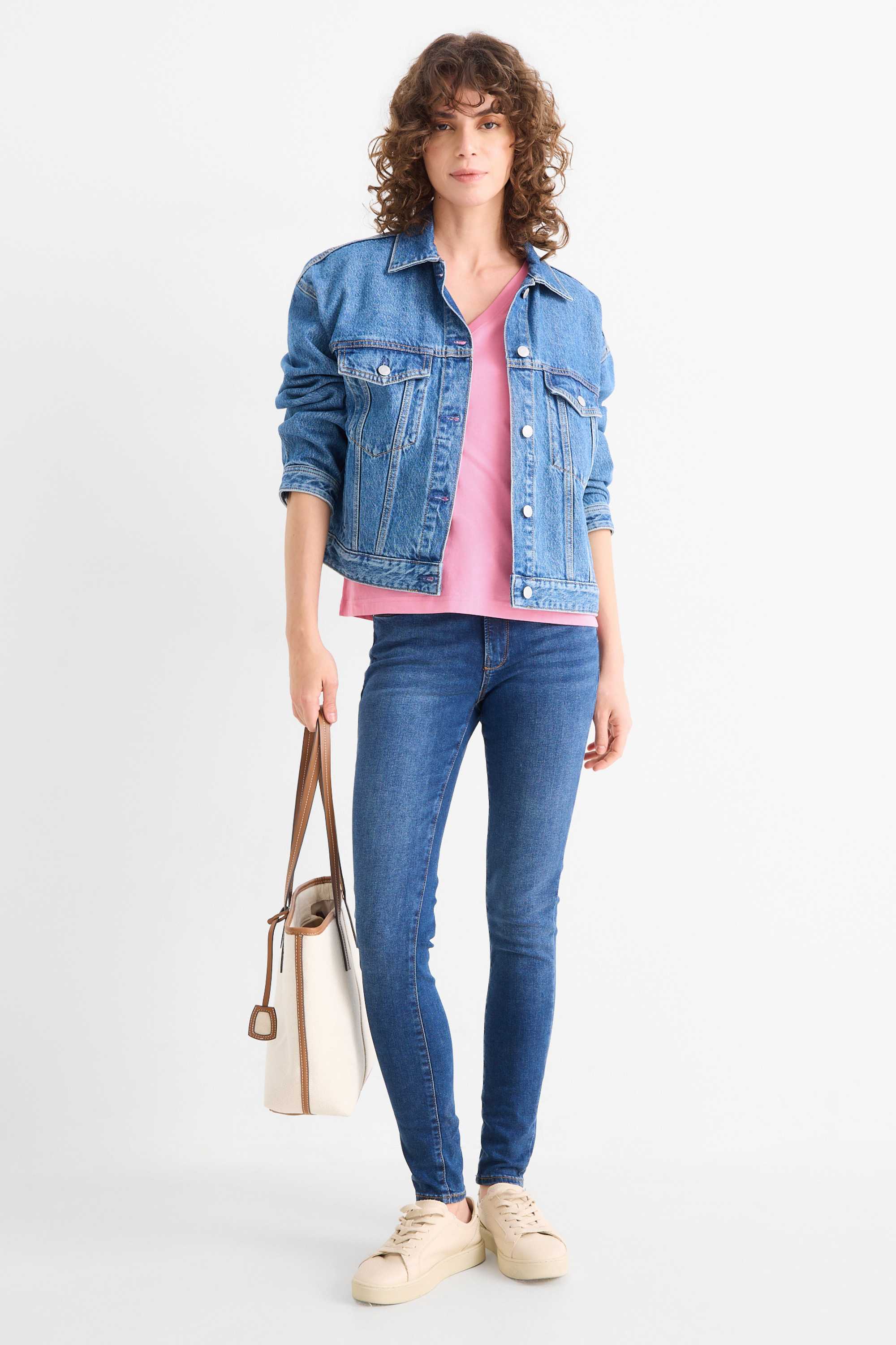 V-neck T-shirt - regular fit pink