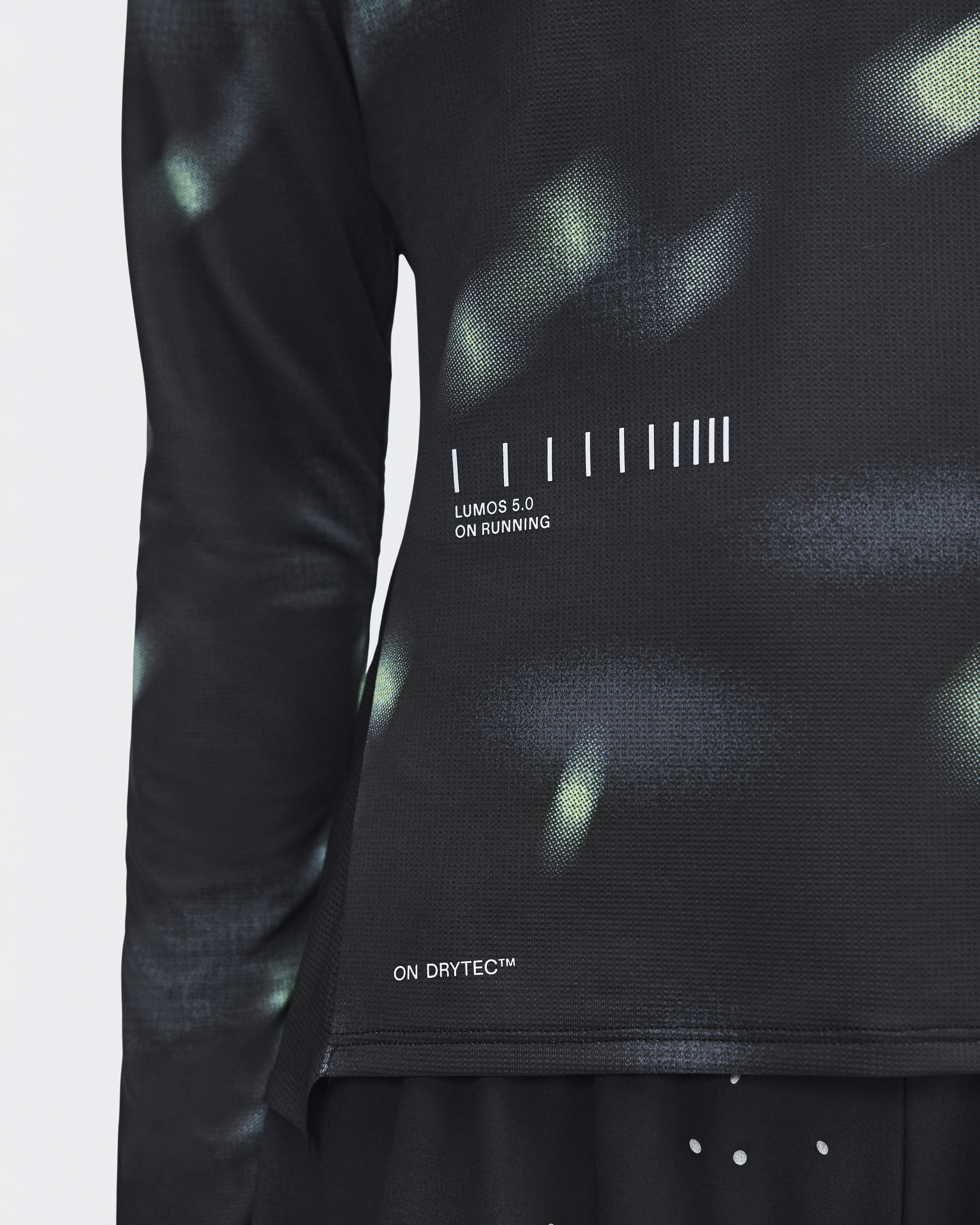 Performance Long-T Lumos - Black