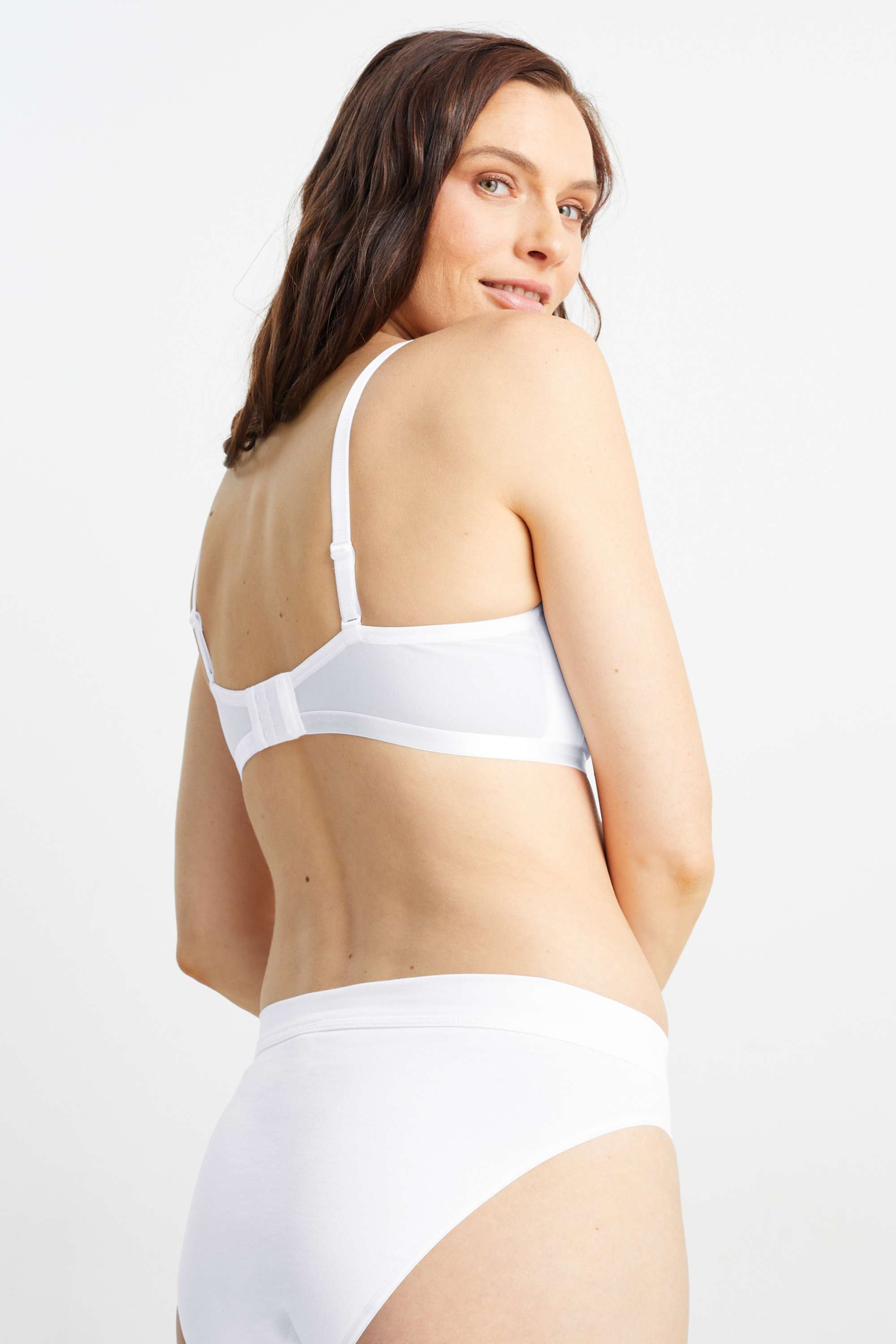 Non-wired bra - non-padded white