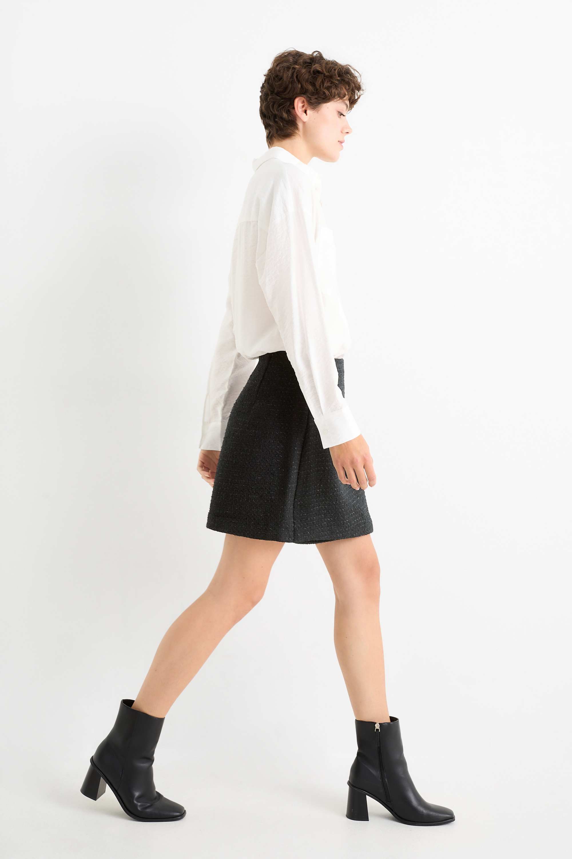 Miniskirt black