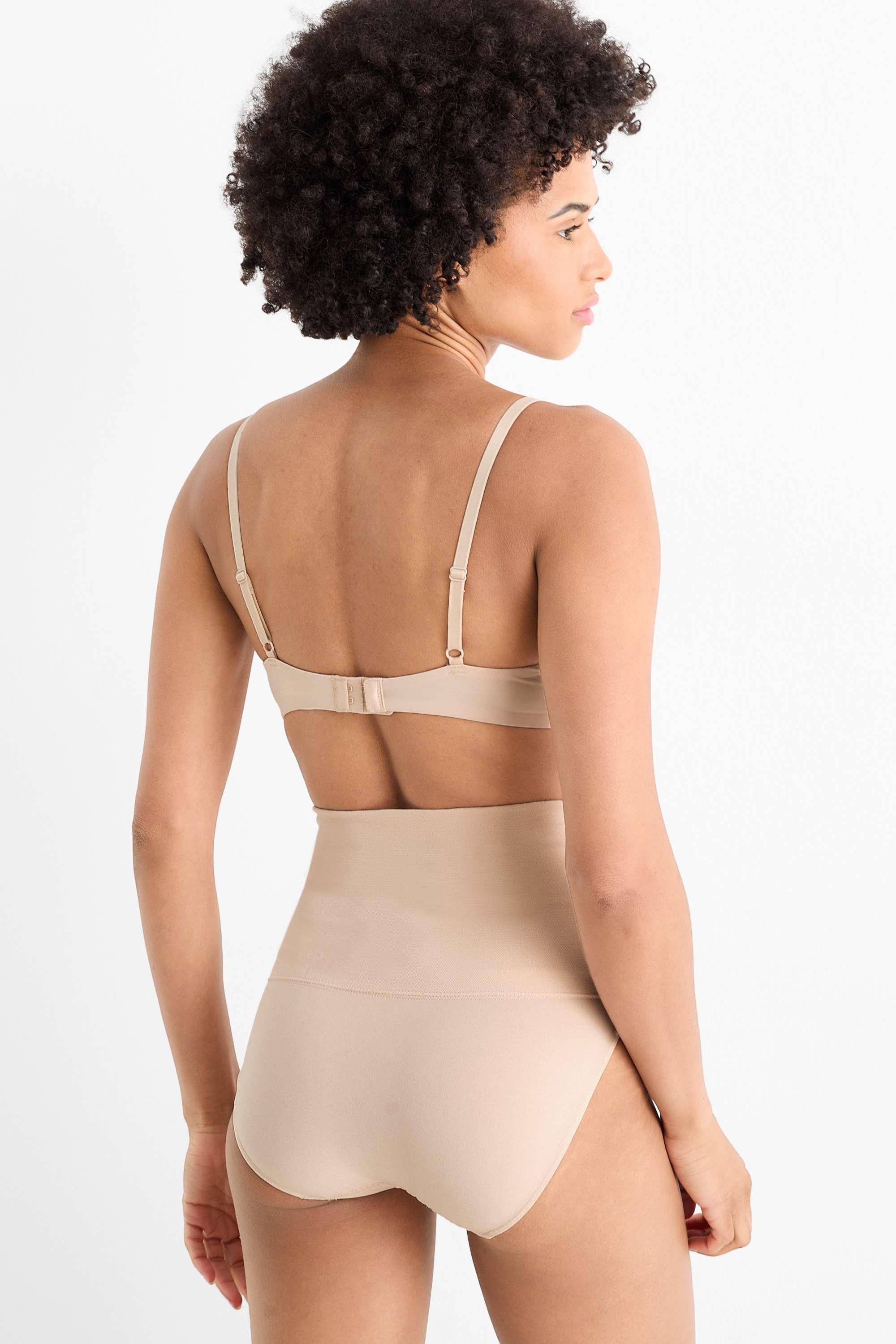 Shaping knickers - seamless light beige