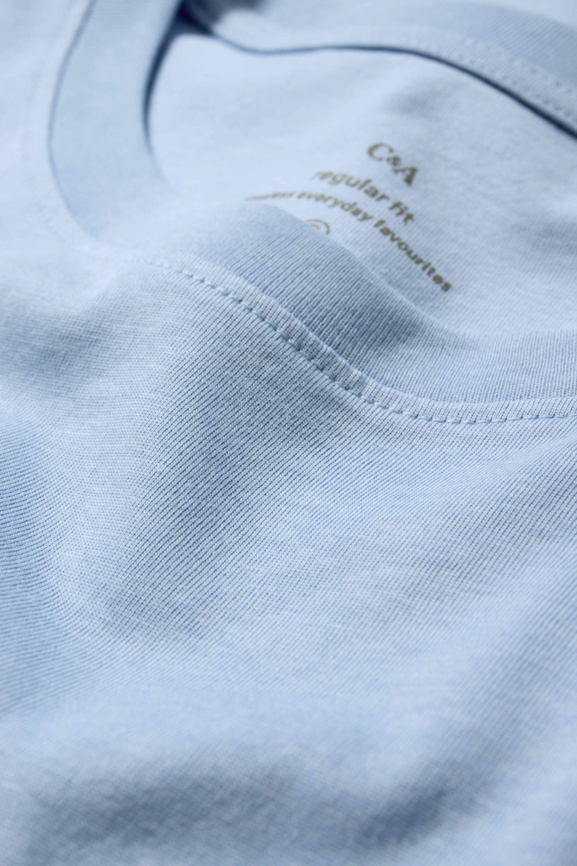 T-shirt - regular fit light blue