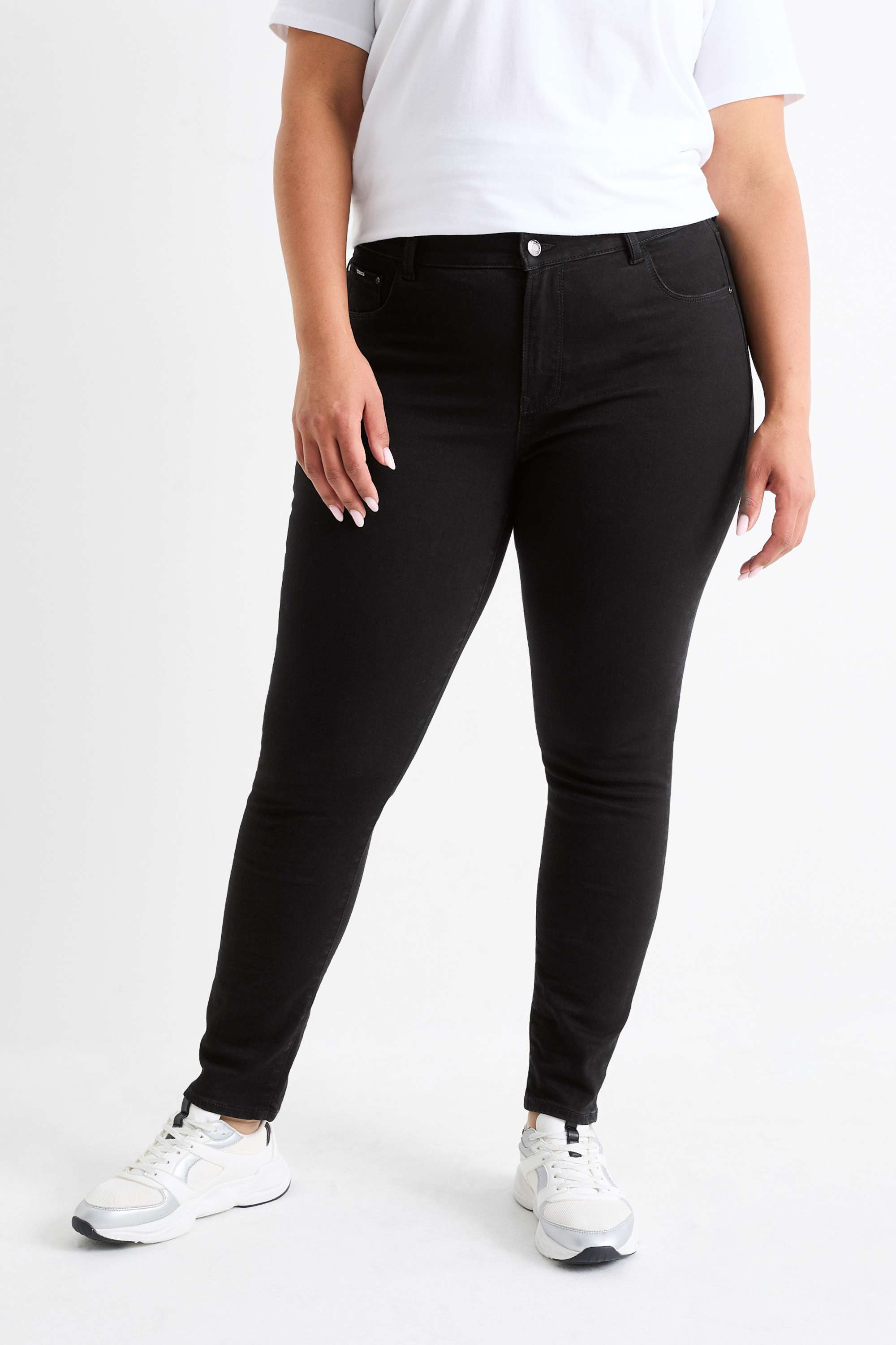 Skinny jeans - mid waist - shaping jeans - LYCRA® black