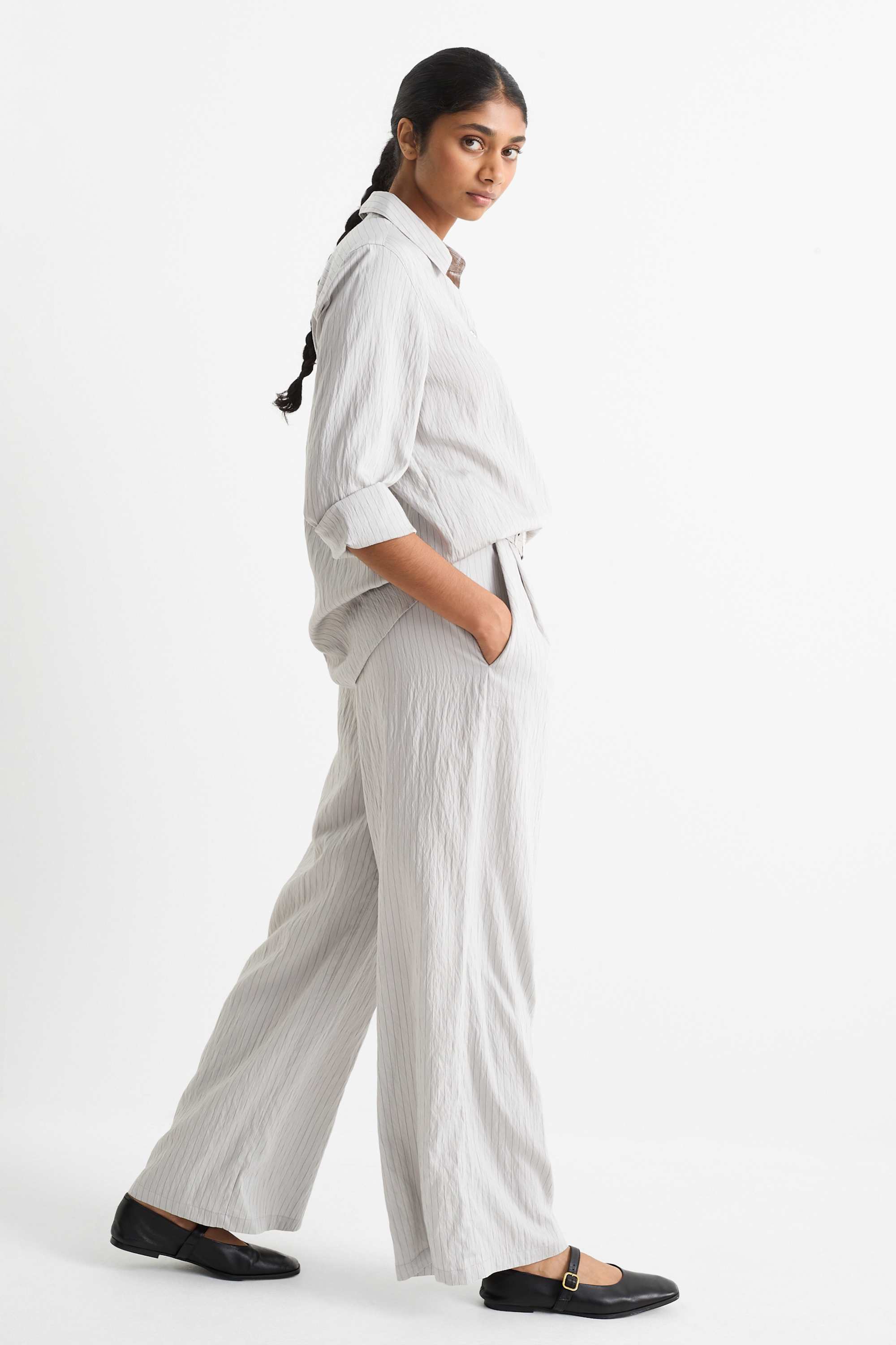 Cloth trousers with belt - high-rise waist - wide leg - pinstripes light gray