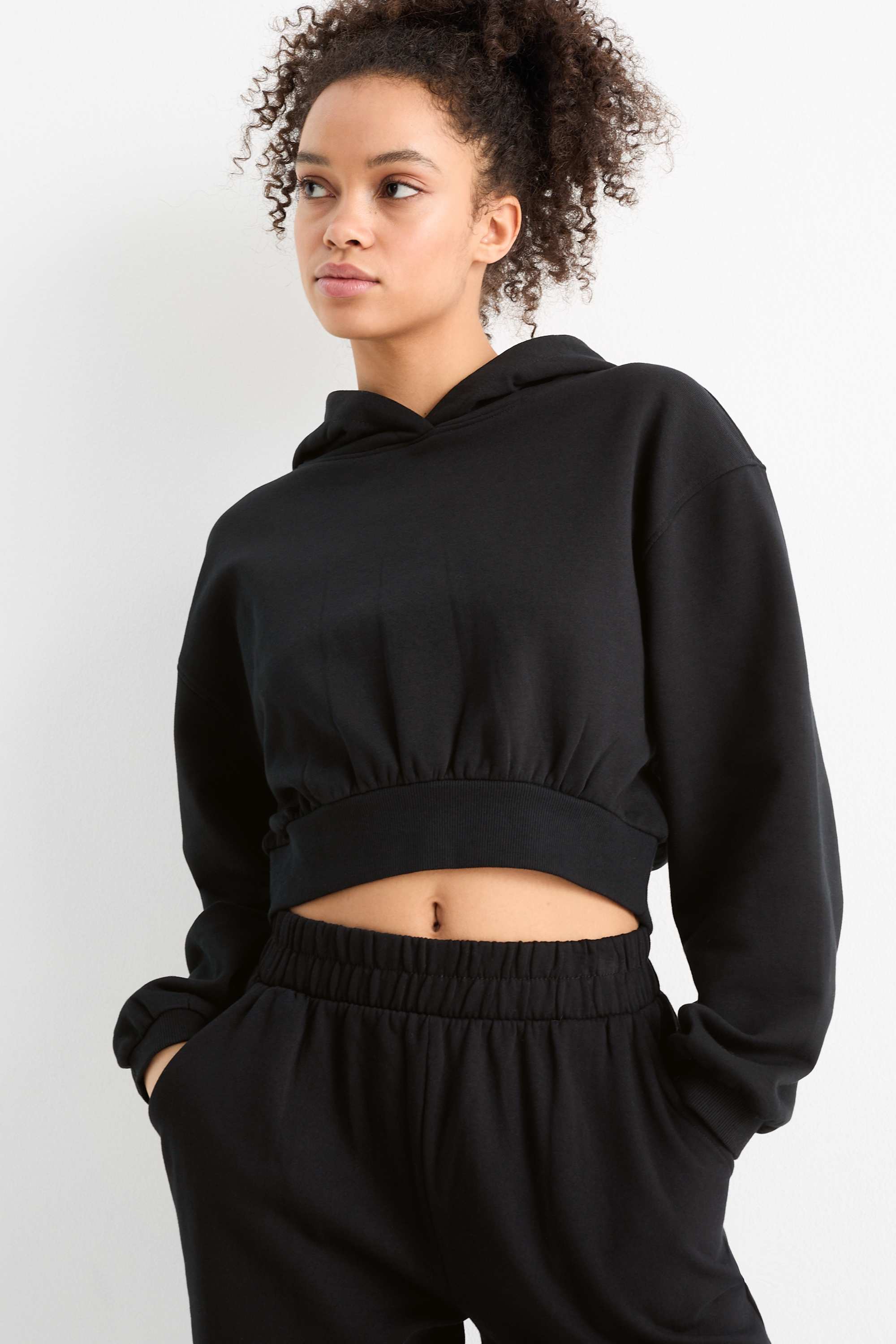Cropped hoodie black
