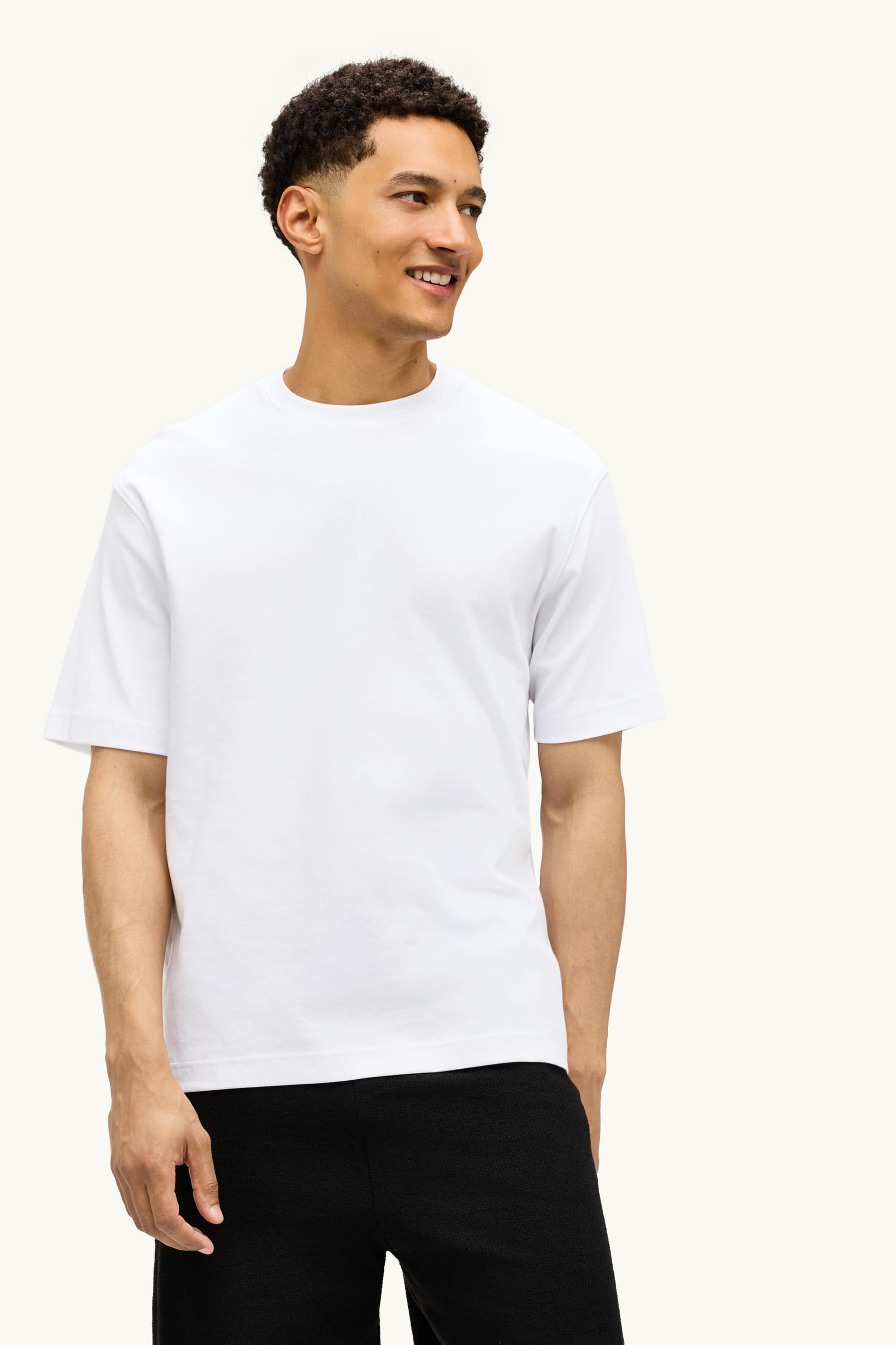 T-shirt - relaxed fit white (17)