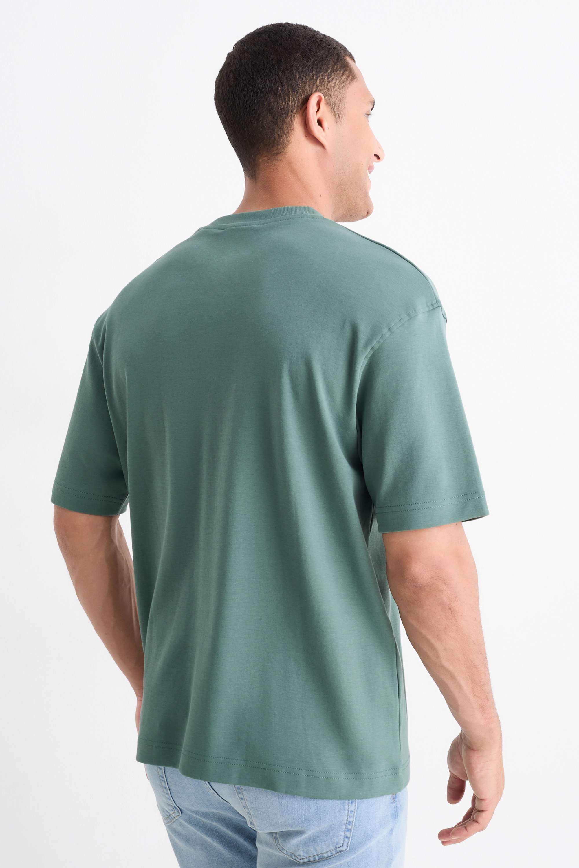 T-shirt - relaxed fit green (7)