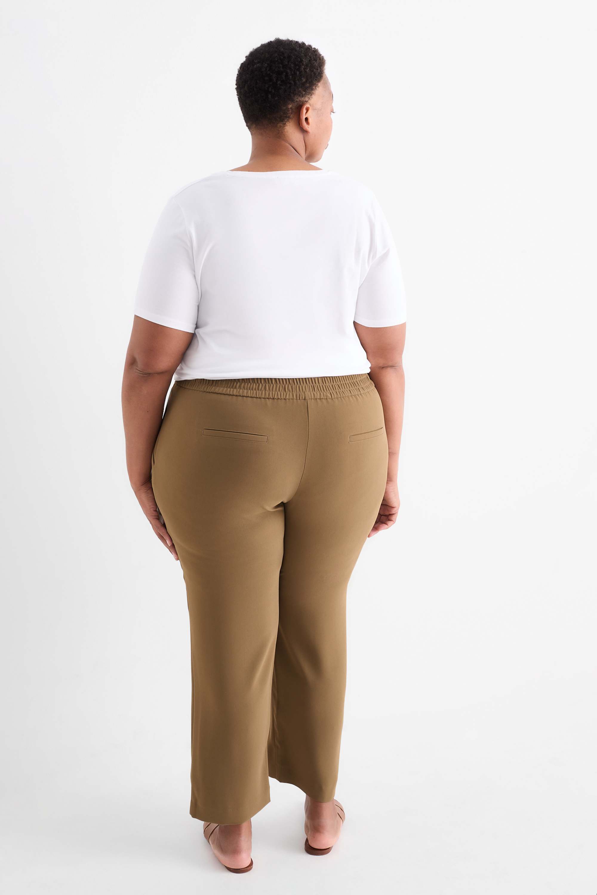 Cloth trousers - mid-rise waist - tapered fit khaki