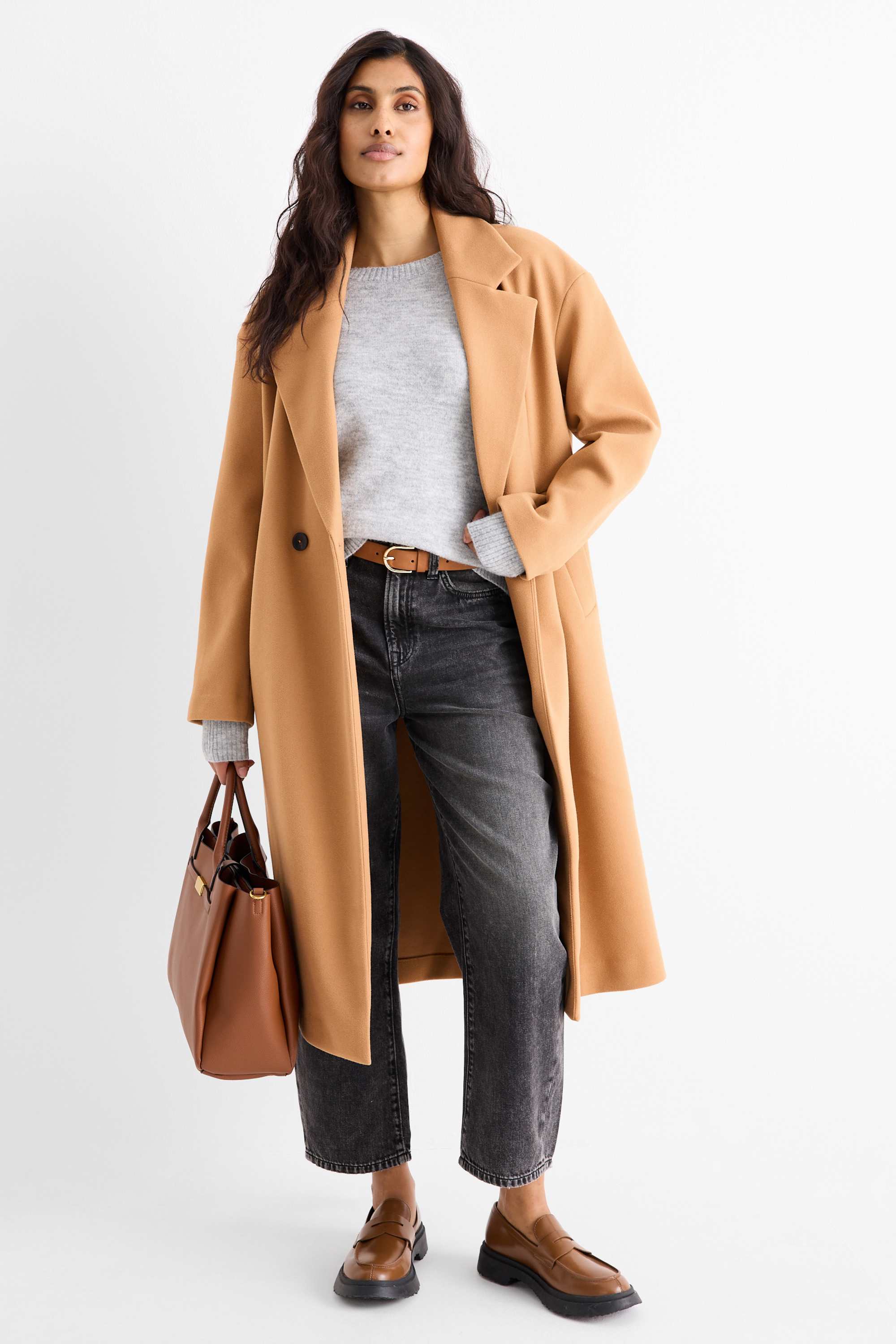 Coat light brown