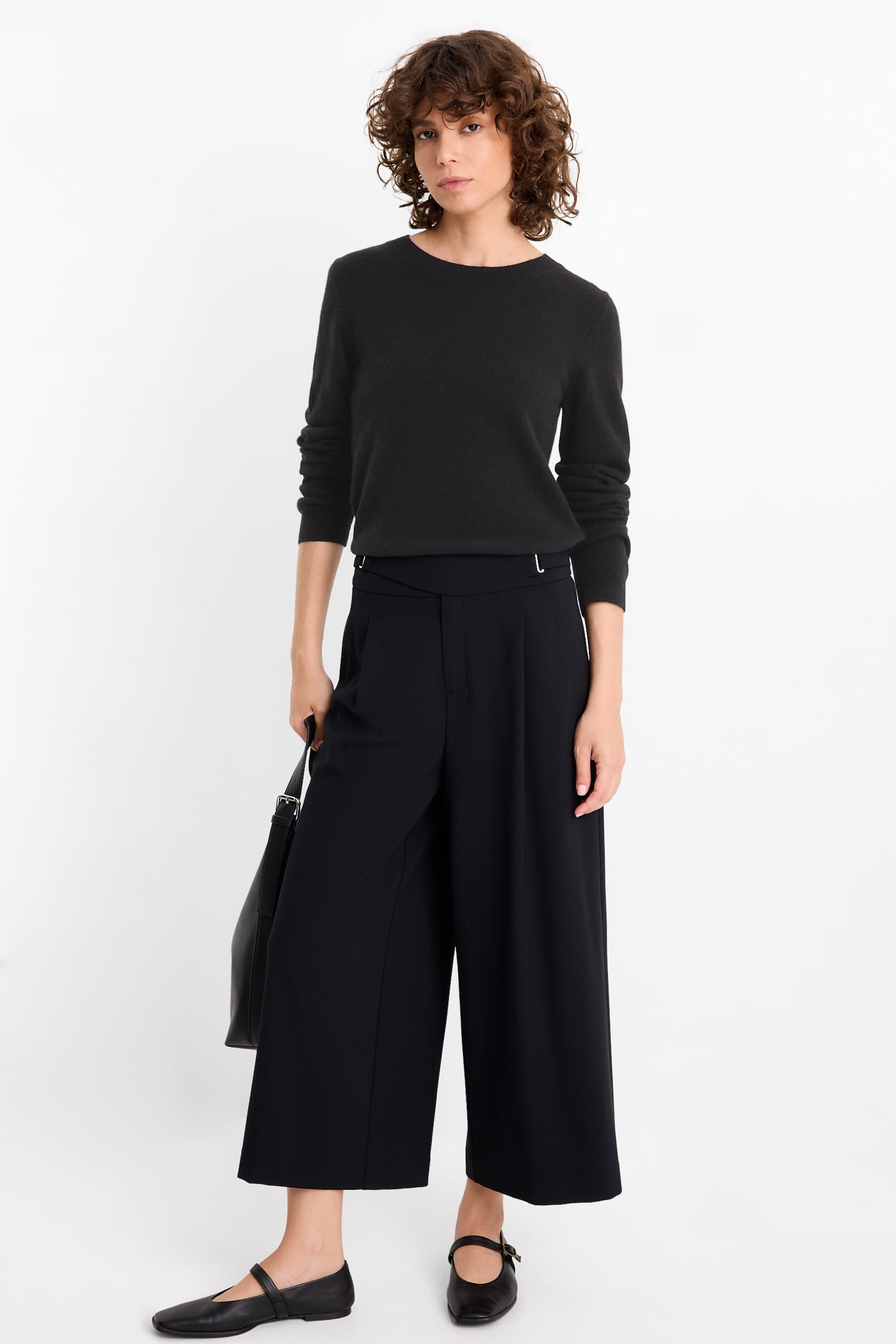 Cashmere jumper black