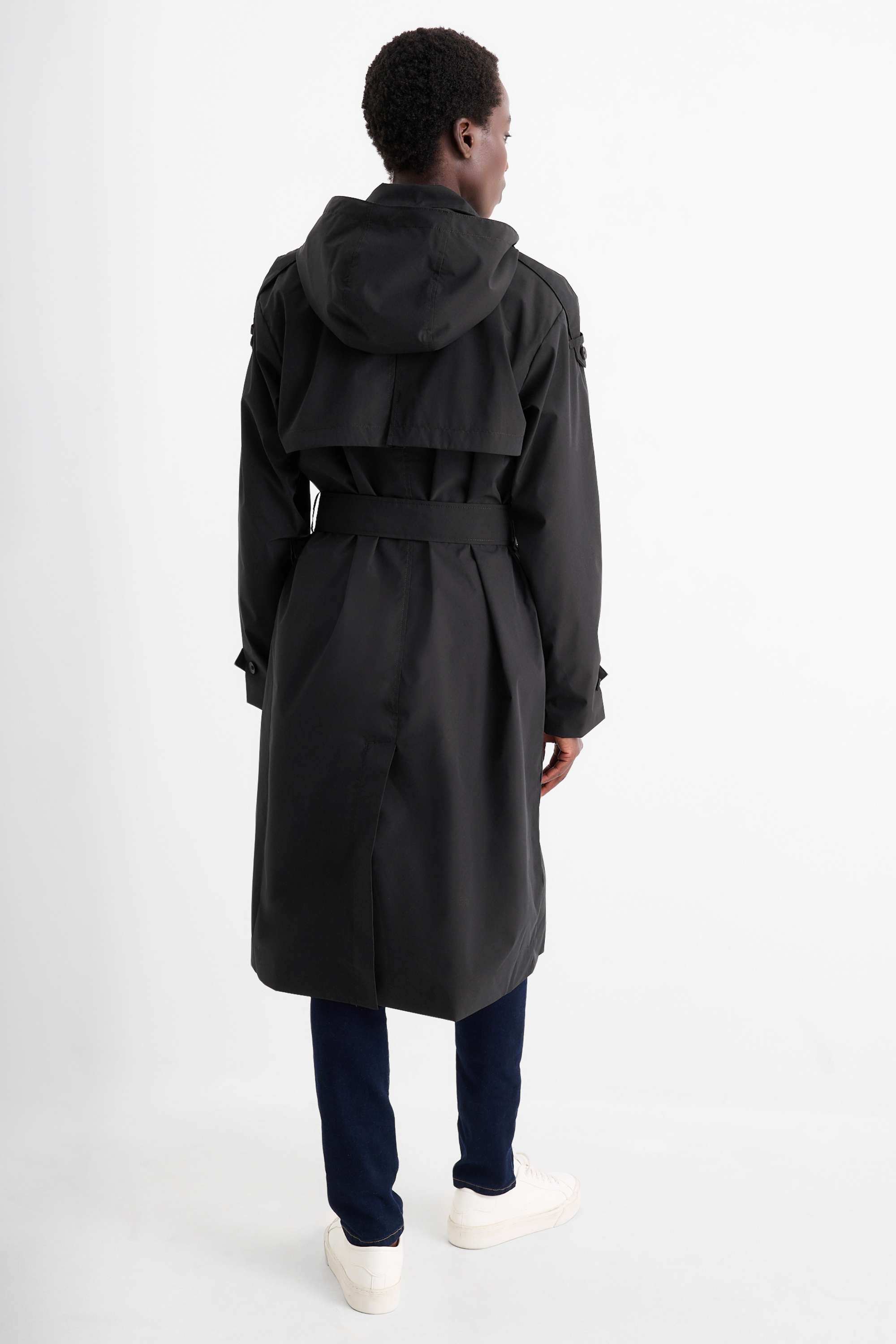 Technical trench coat black