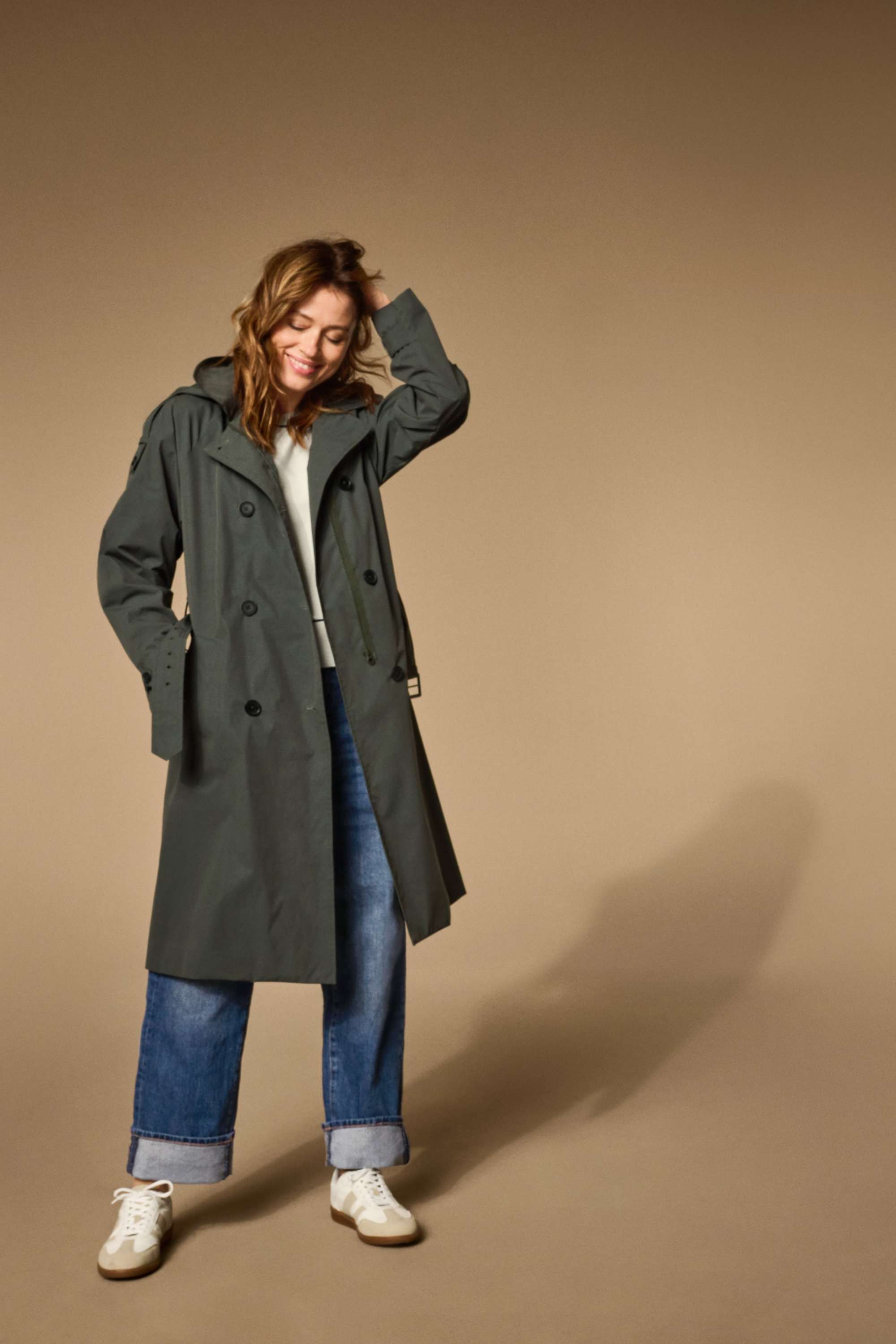 Technical trench coat dark gray