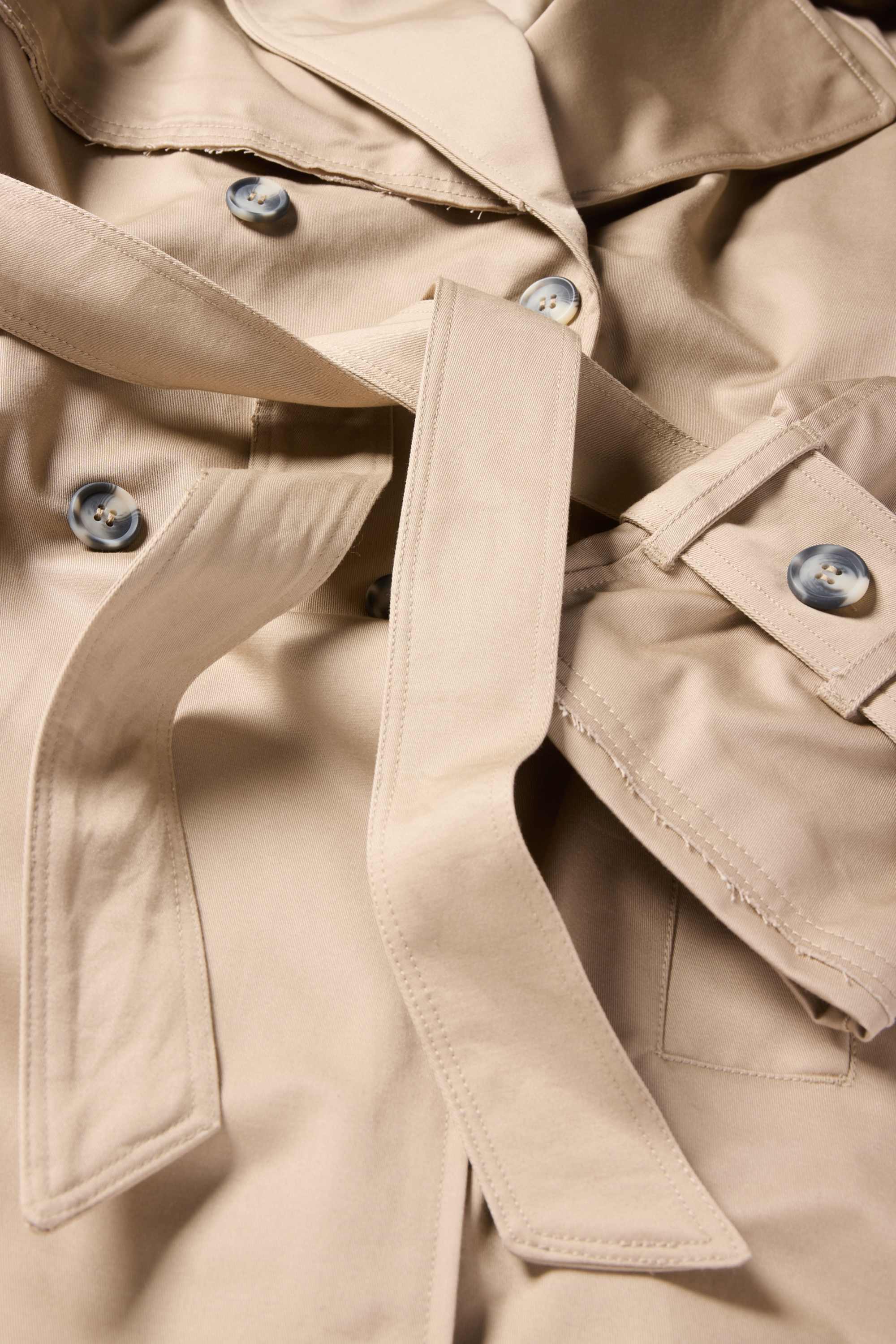 Trench coat beige