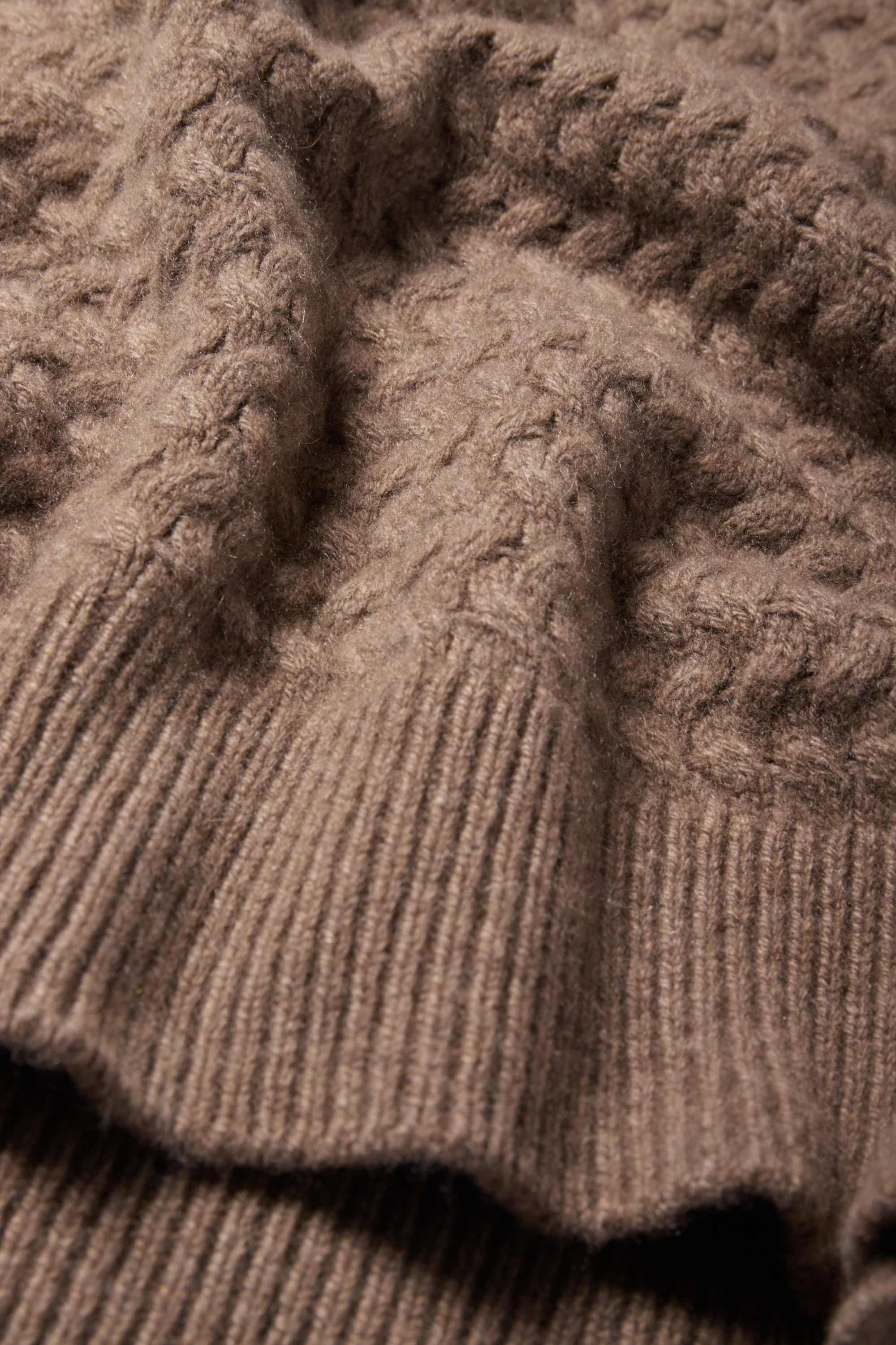 Cashmere jumper - cable knit pattern brown