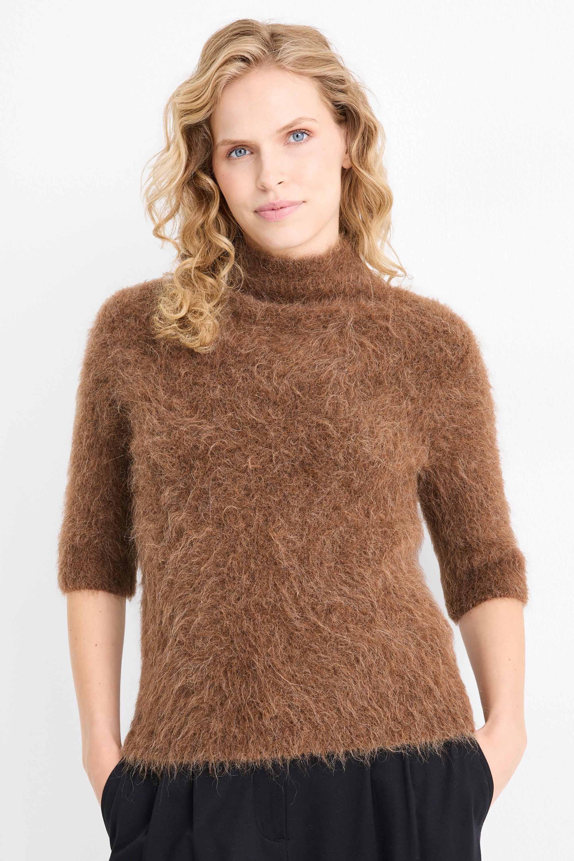 Knitted jumper - short sleeve - alpaca blend brown